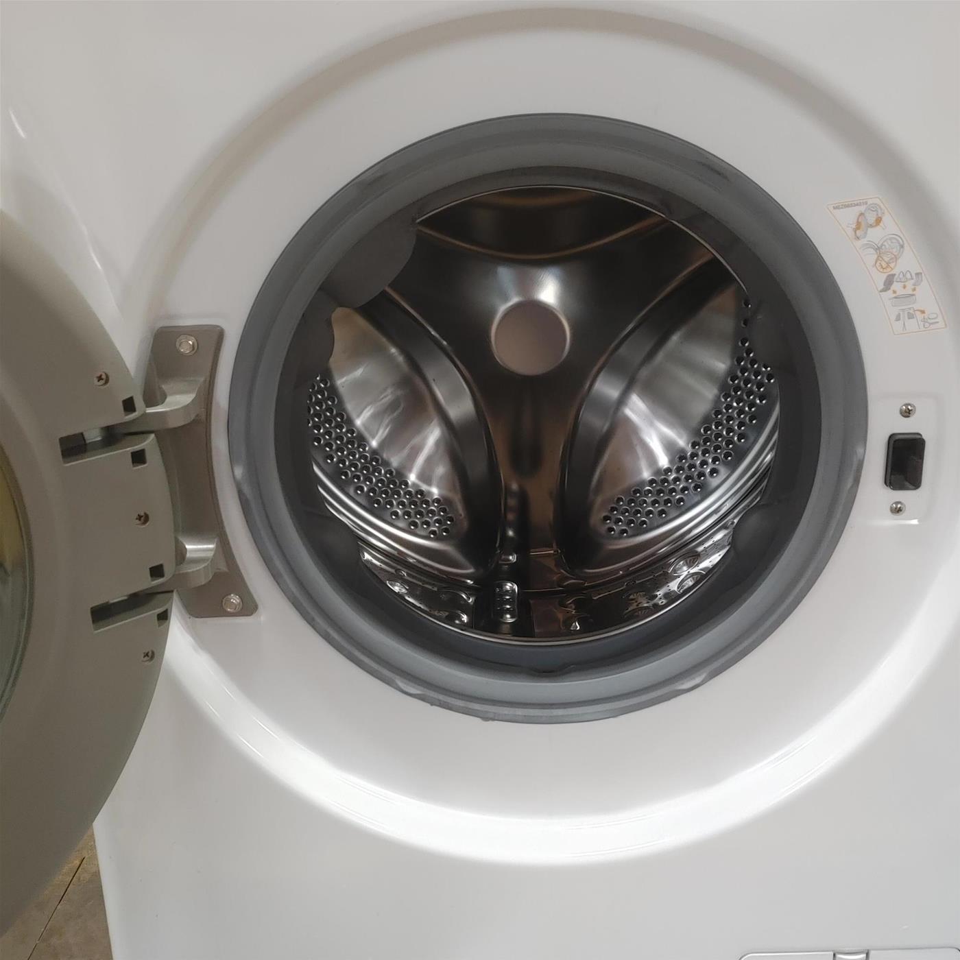 Lavasciuga intelligente LG F2DV9S8H2E Slim Vapore TurboWash 360 8.5/5Kg