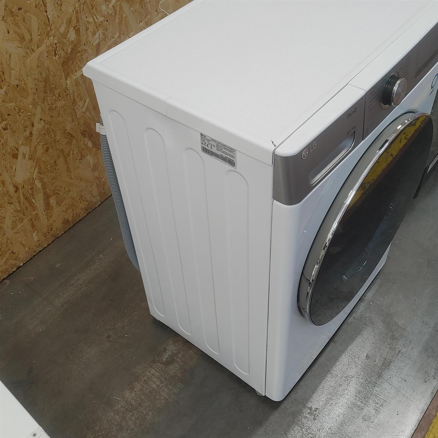 Lavasciuga intelligente LG F2DV9S8H2E Slim Vapore TurboWash 360 8.5/5Kg