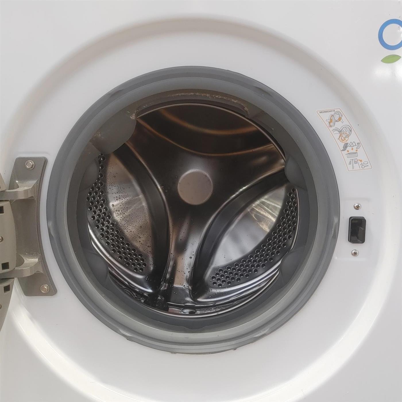 Lavasciuga intelligente LG F2DV9S8H2E Slim Vapore TurboWash 360 8.5/5Kg