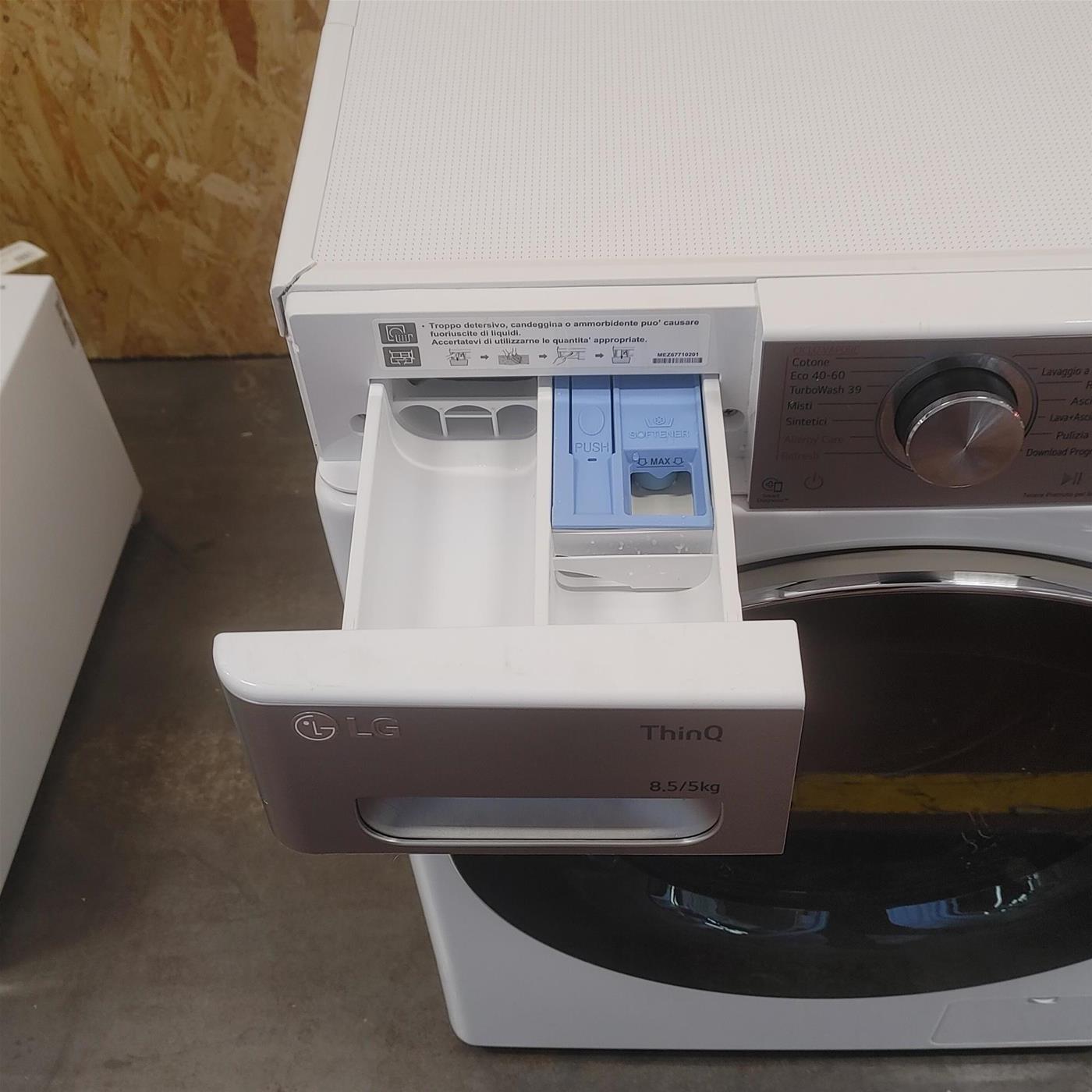 Lavasciuga intelligente LG F2DV9S8H2E Slim Vapore TurboWash 360 8.5/5Kg