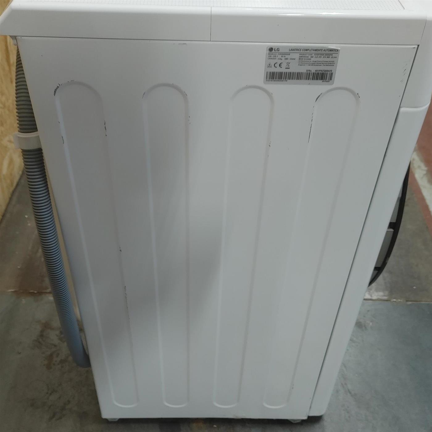 Lavatrice LG F2R3S09NSWB Carica frontale 9 kg 1200 giri Bianco