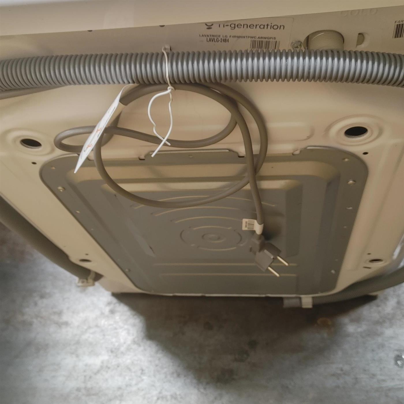 Lavatrice LG F4R9009TPWC Carica frontale 9 kg 1400 Giri/min Bianco