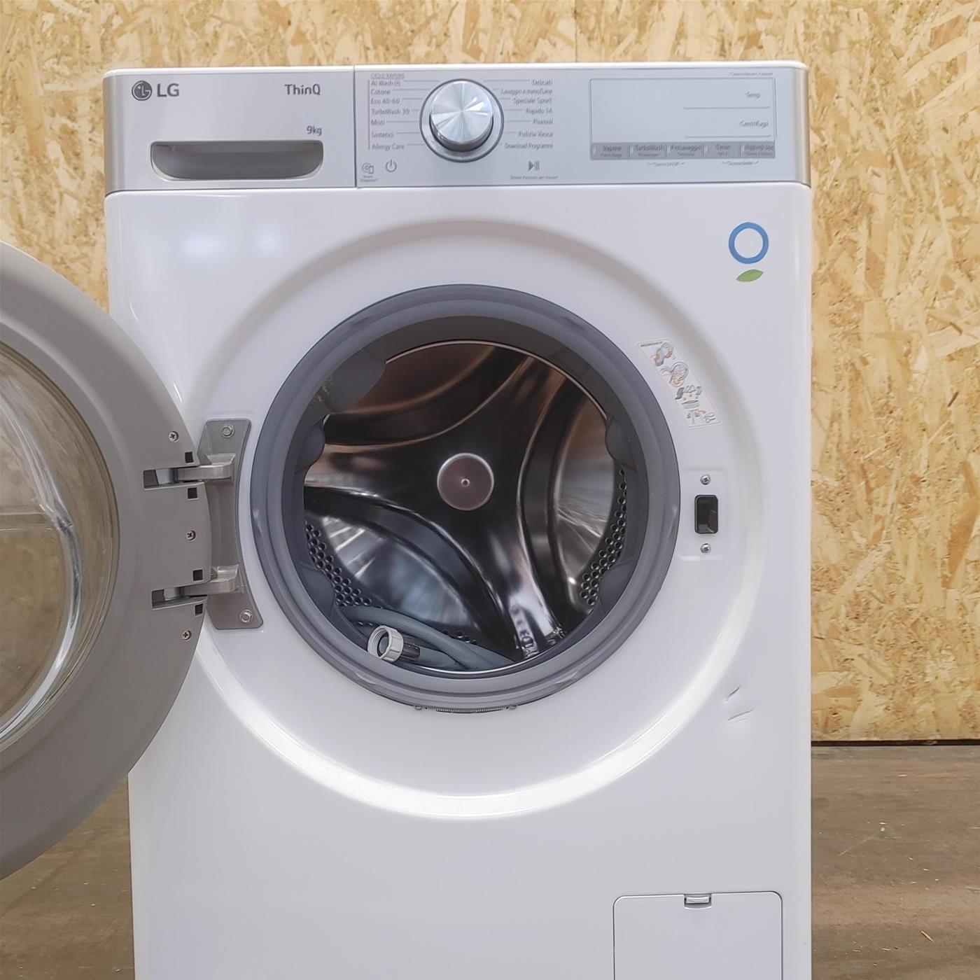 Lavatrice intelligente LG F4R9009TPWC 9 kg