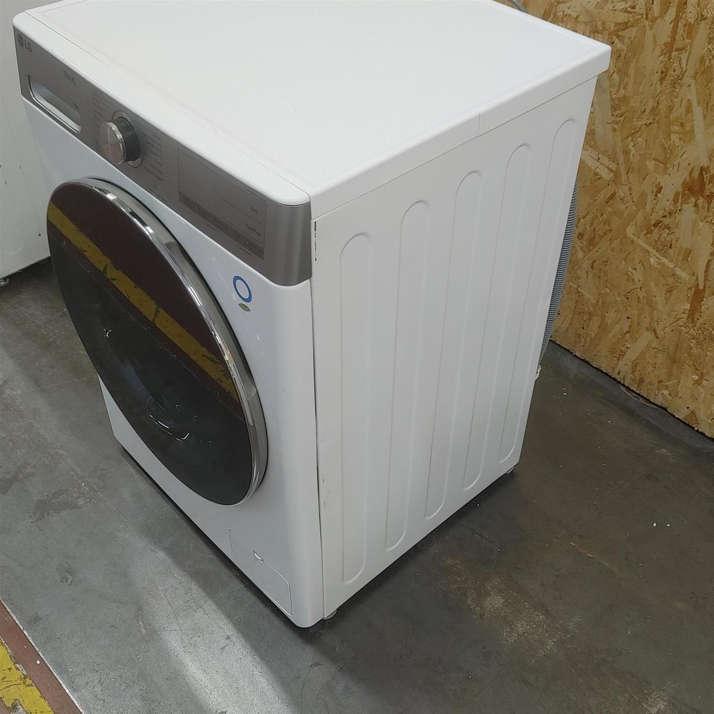 Lavatrice intelligente LG F4R9009TPWC TurboWash, Classe A 9 Kg