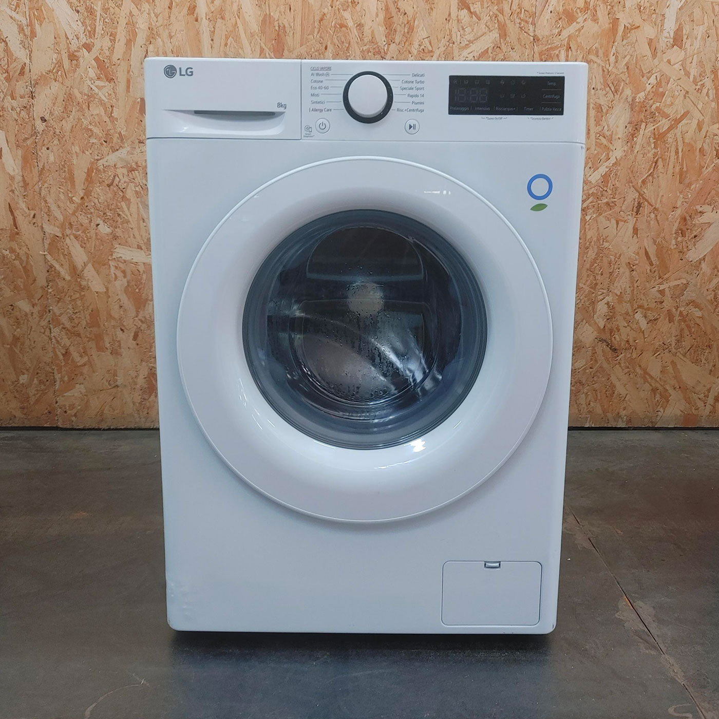 Lavatrice LG F2R3S08NSWW Carica frontale 8 kg 1200 Giri/min Bianco