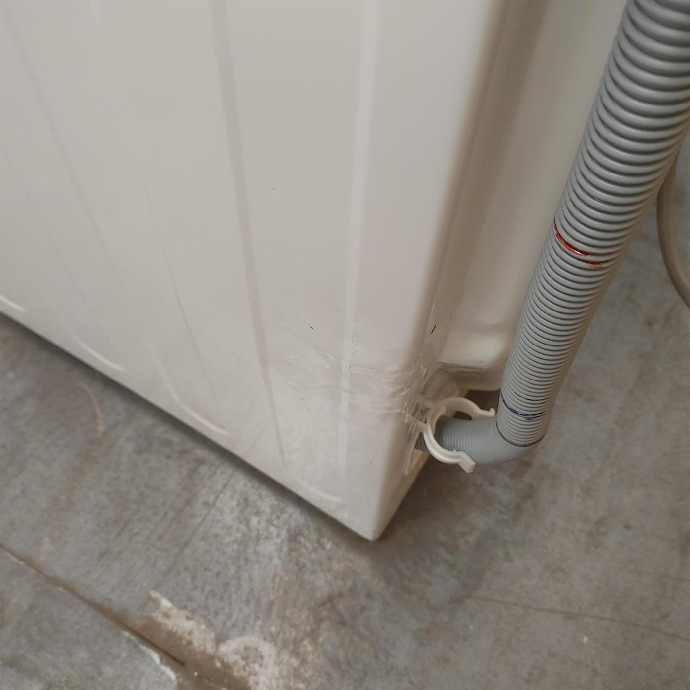 Lavatrice LG F2R3S08NSWW Carica frontale 8 kg 1200 Giri/min Bianco