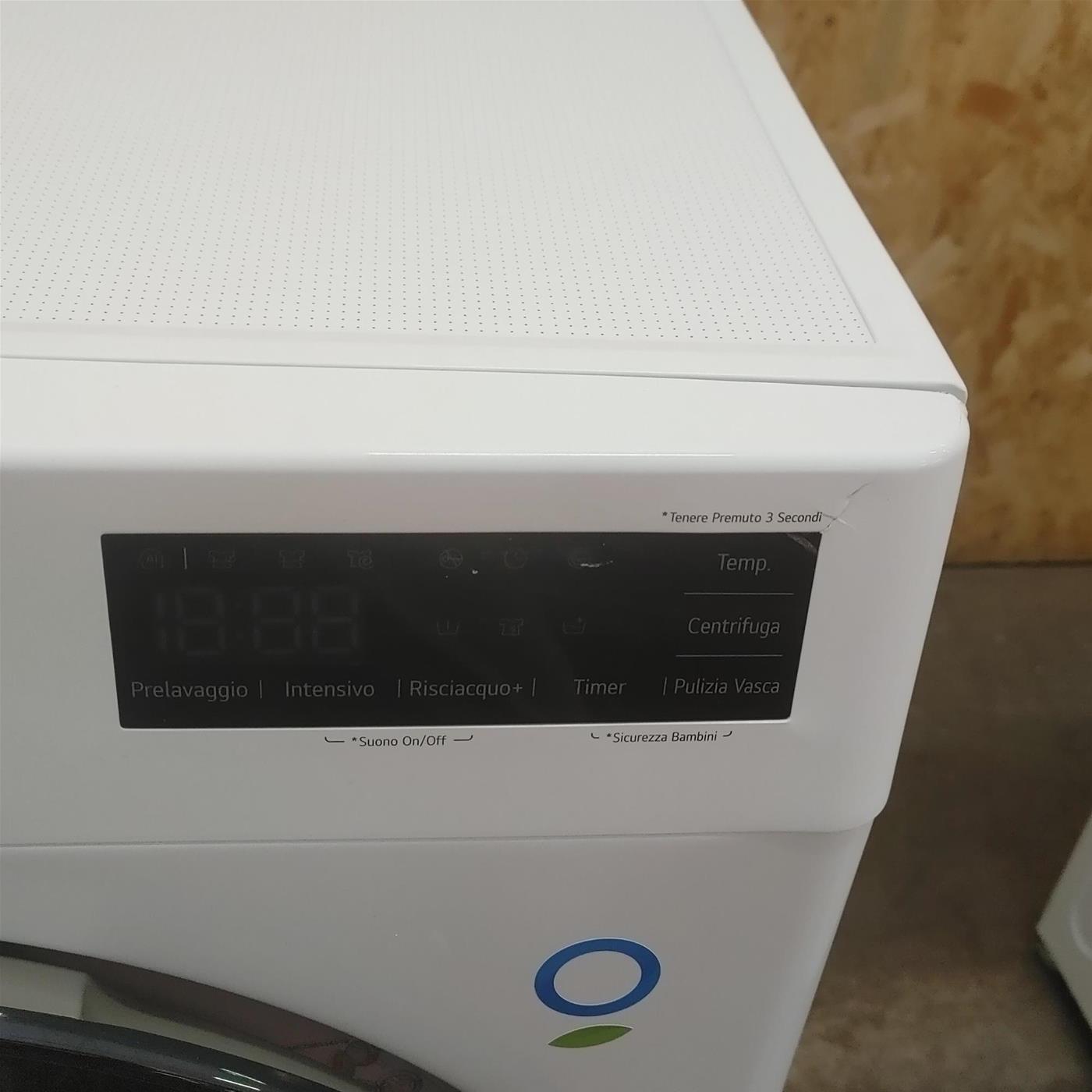 Lavatrice LG F4R3009NNWB Carica frontale 9 kg 1400 giri Bianco