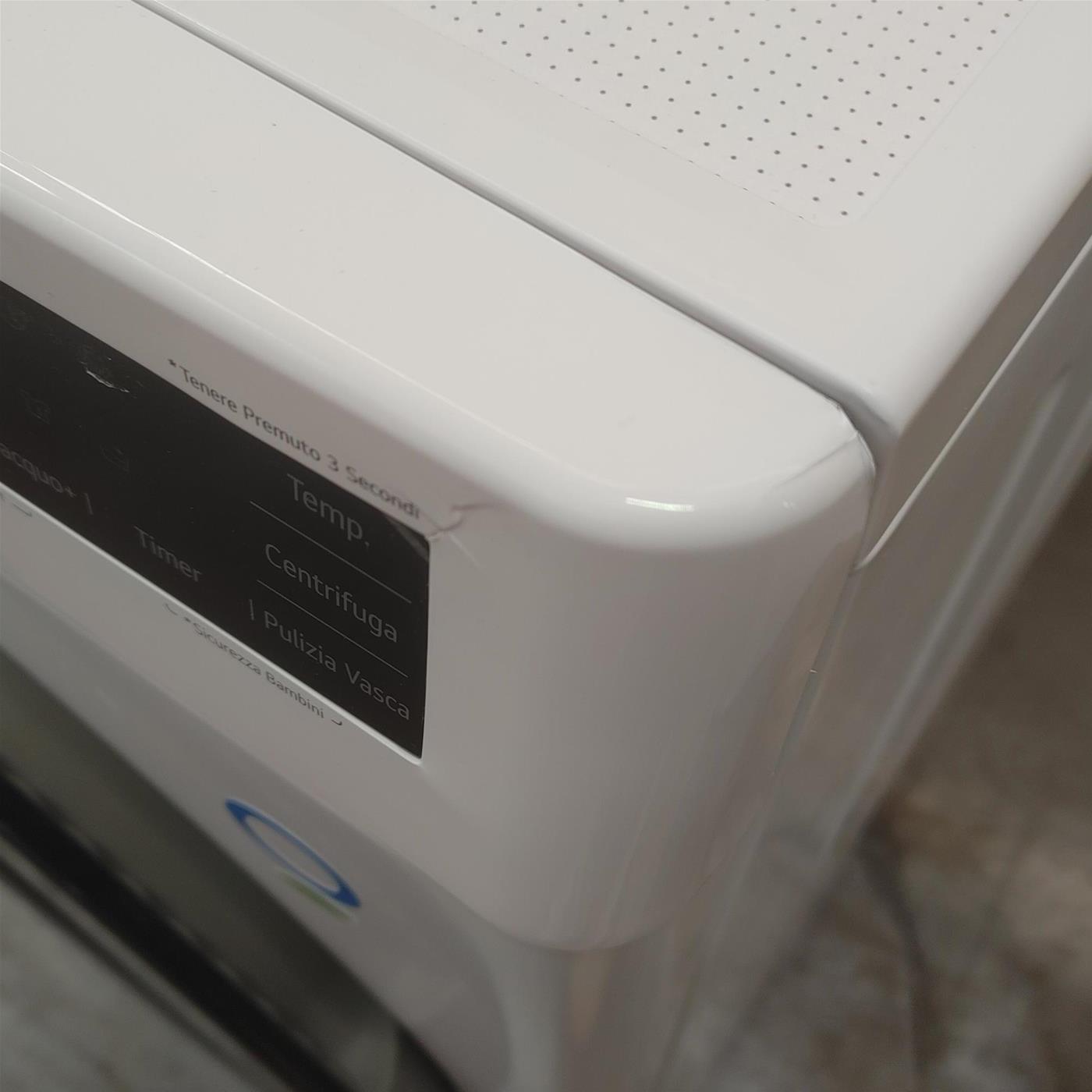 Lavatrice LG F4R3009NNWB Carica frontale 9 kg 1400 giri Bianco