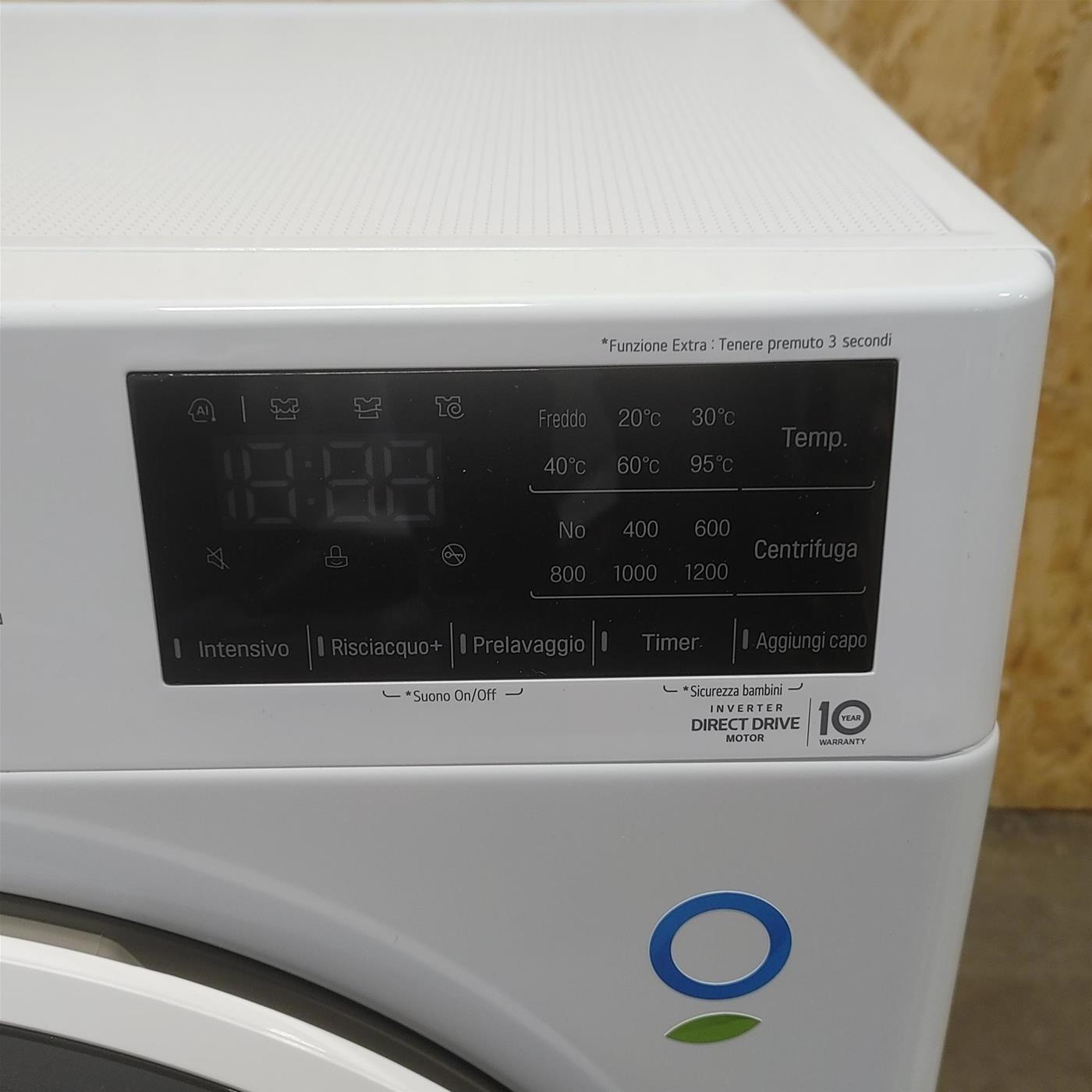 LG F2WV3S7S4E Lavatrice Slim AI DDTM SteamTM 7kg Classe energetica D