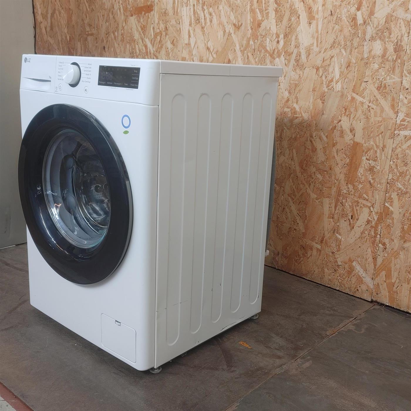 Lavatrice LG F4R3009NNWB Carica frontale 9 kg 1400 giri Bianco