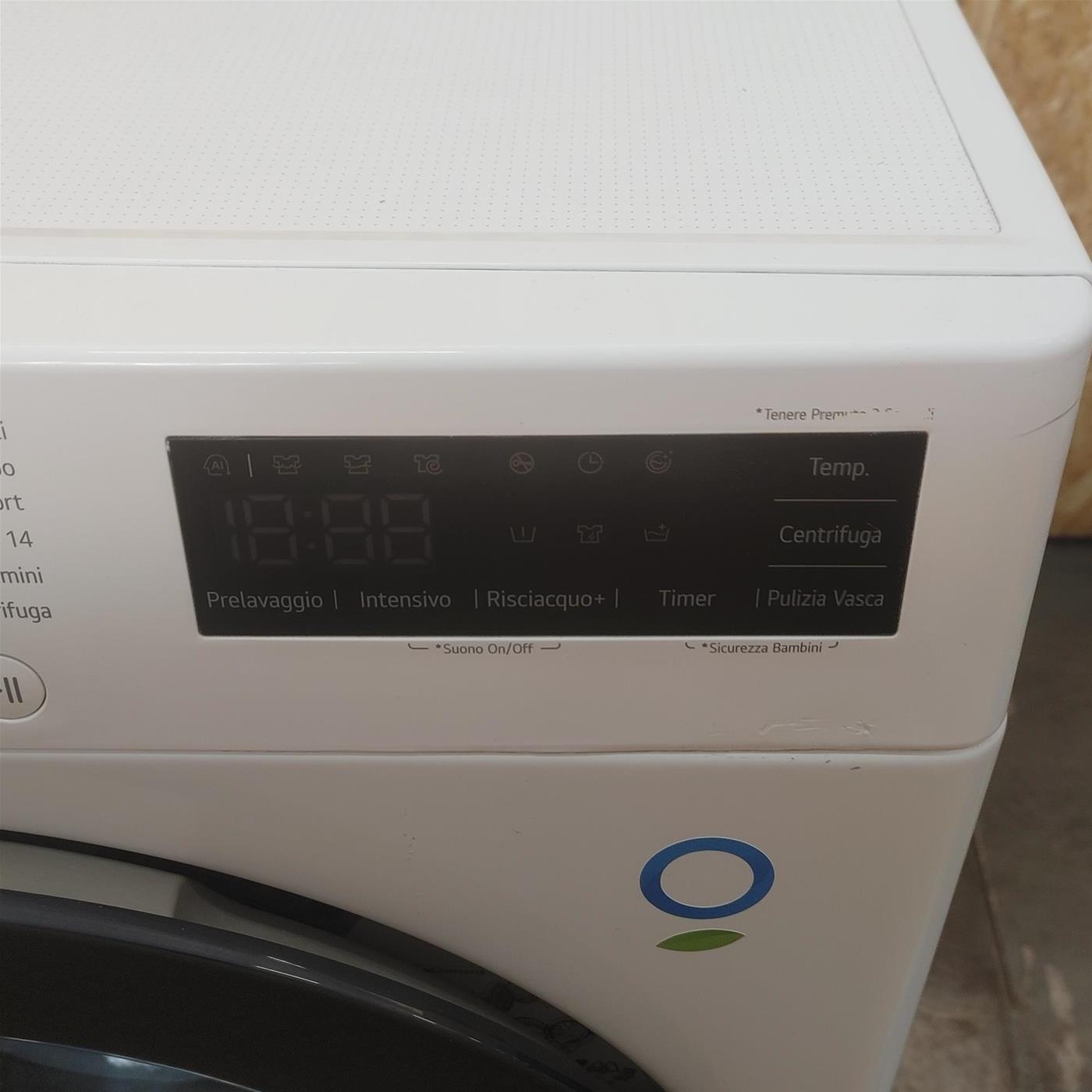 Lavatrice LG F4R3009NNWB Carica frontale 9 kg 1400 giri Bianco