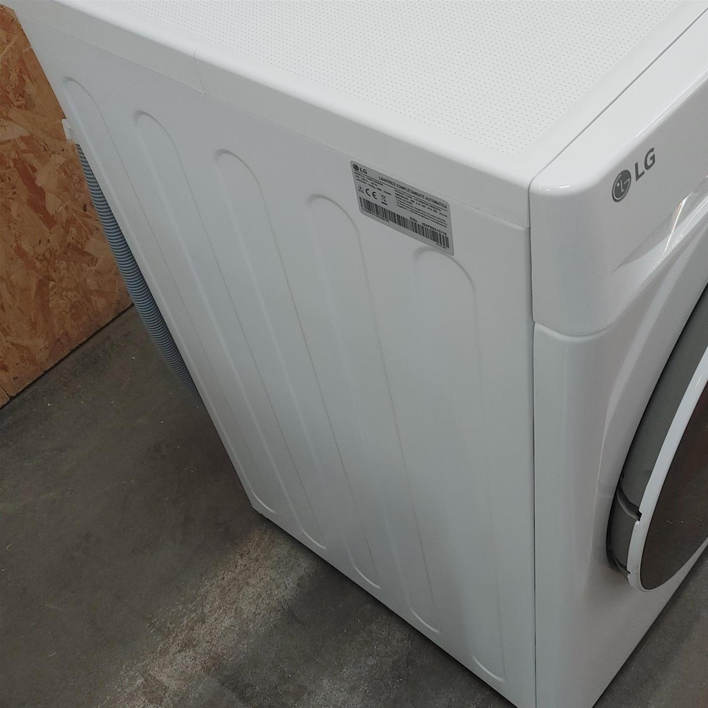 Lavatrice LG F4R3710NSWW Carica frontale 10 kg 1400 Giri/min Bianco