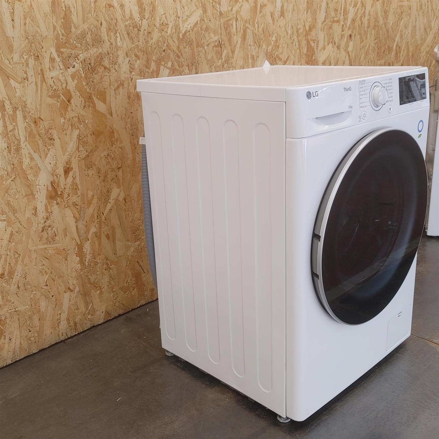 Lavatrice LG F4R3710NSWW Carica frontale 10 kg 1400 Giri/min Bianco