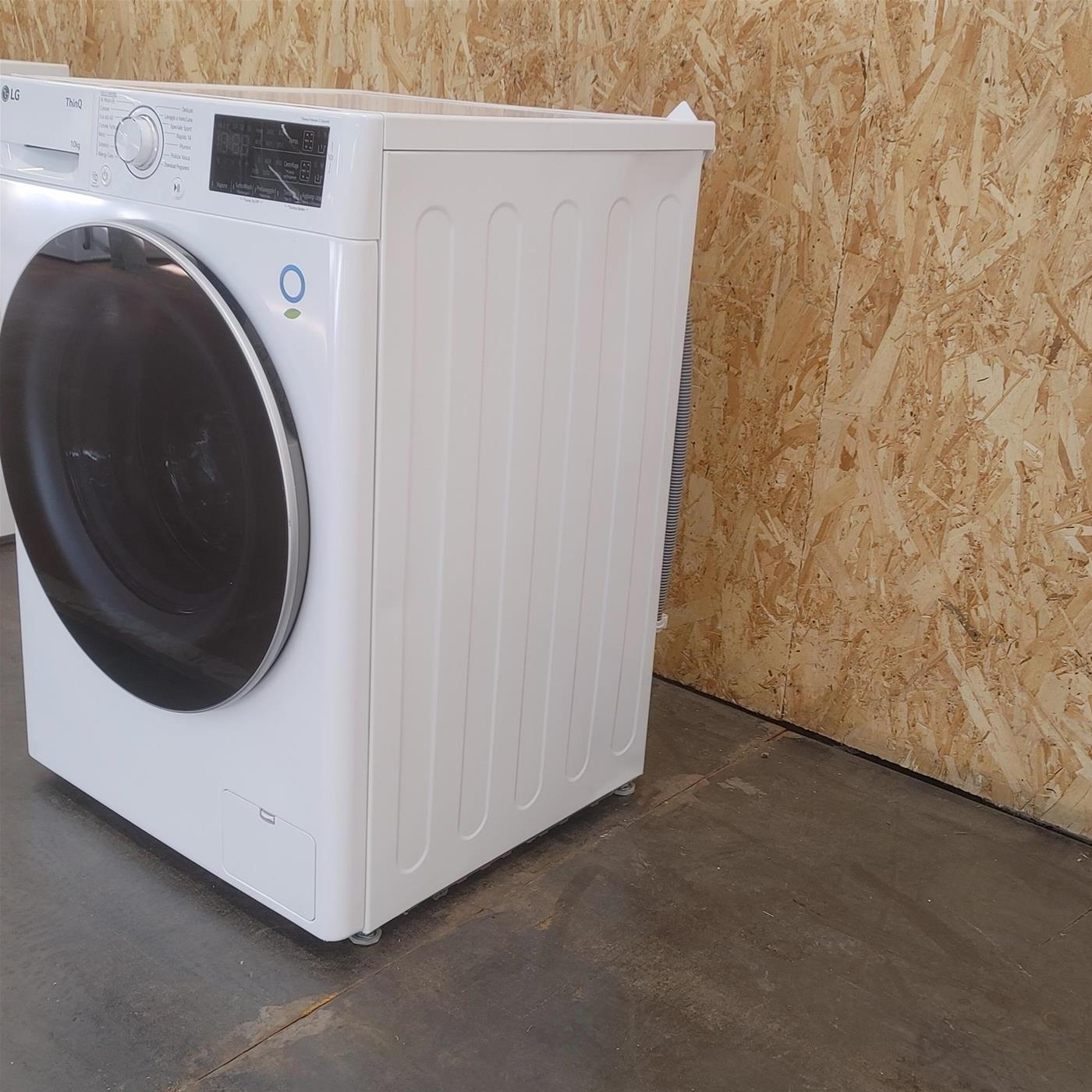 Lavatrice LG F4R3710NSWW Carica frontale 10 kg 1400 Giri/min Bianco