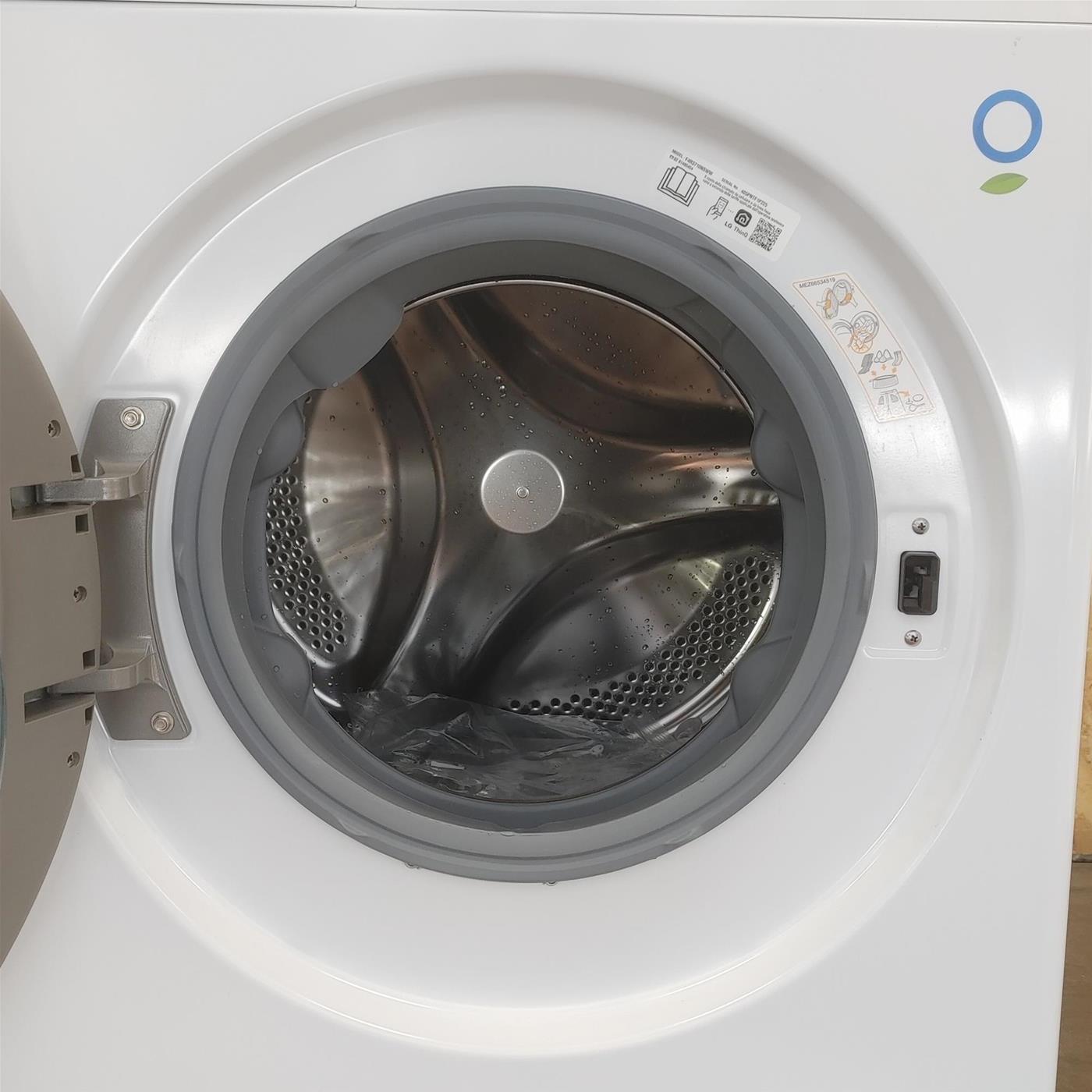 Lavatrice LG F4R3710NSWW Carica frontale 10 kg 1400 Giri/min Bianco