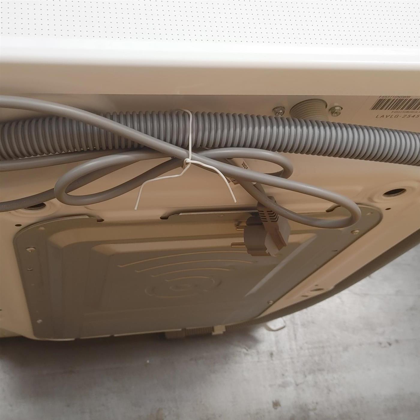 Lavatrice LG F4R3710NSWW Carica frontale 10 kg 1400 Giri/min Bianco