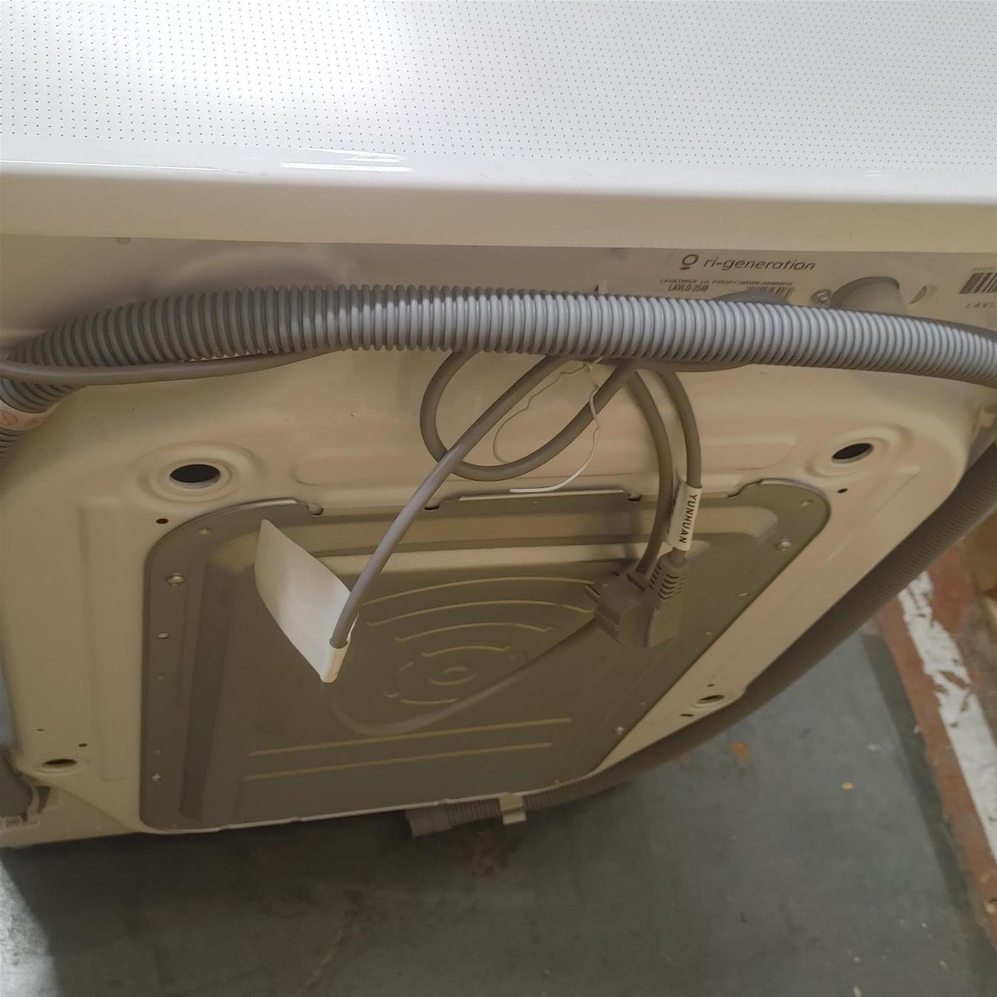 Lavatrice LG F4R3P11NSWB 11 Kg