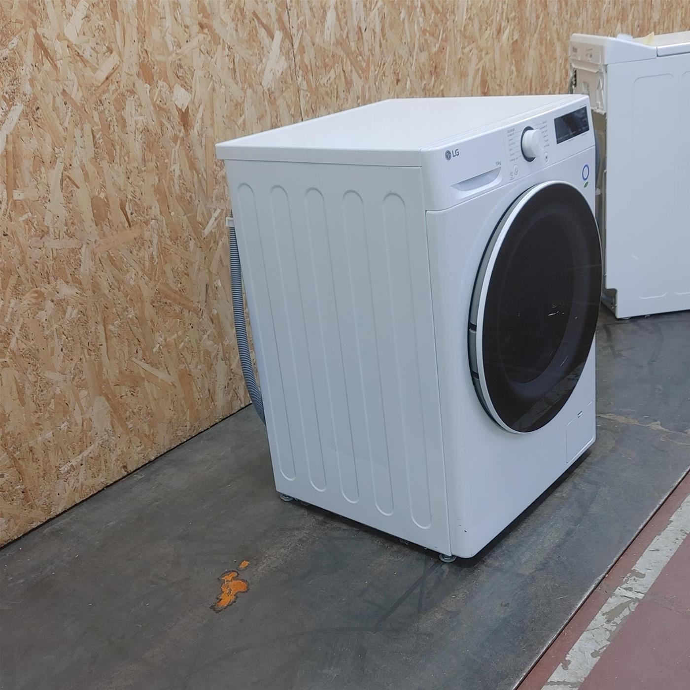 LG F4R5010TSWW Lavatrice 10kg AI DD, Classe A-10%, 1400 Giri