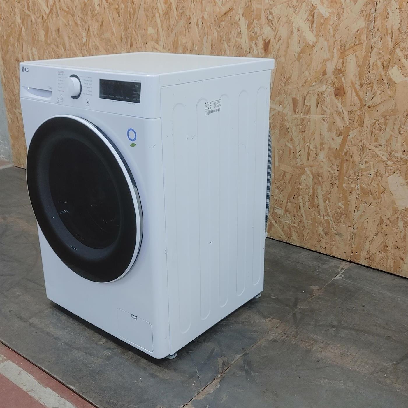 LG F4R5010TSWW Lavatrice 10kg AI DD, Classe A-10%, 1400 Giri