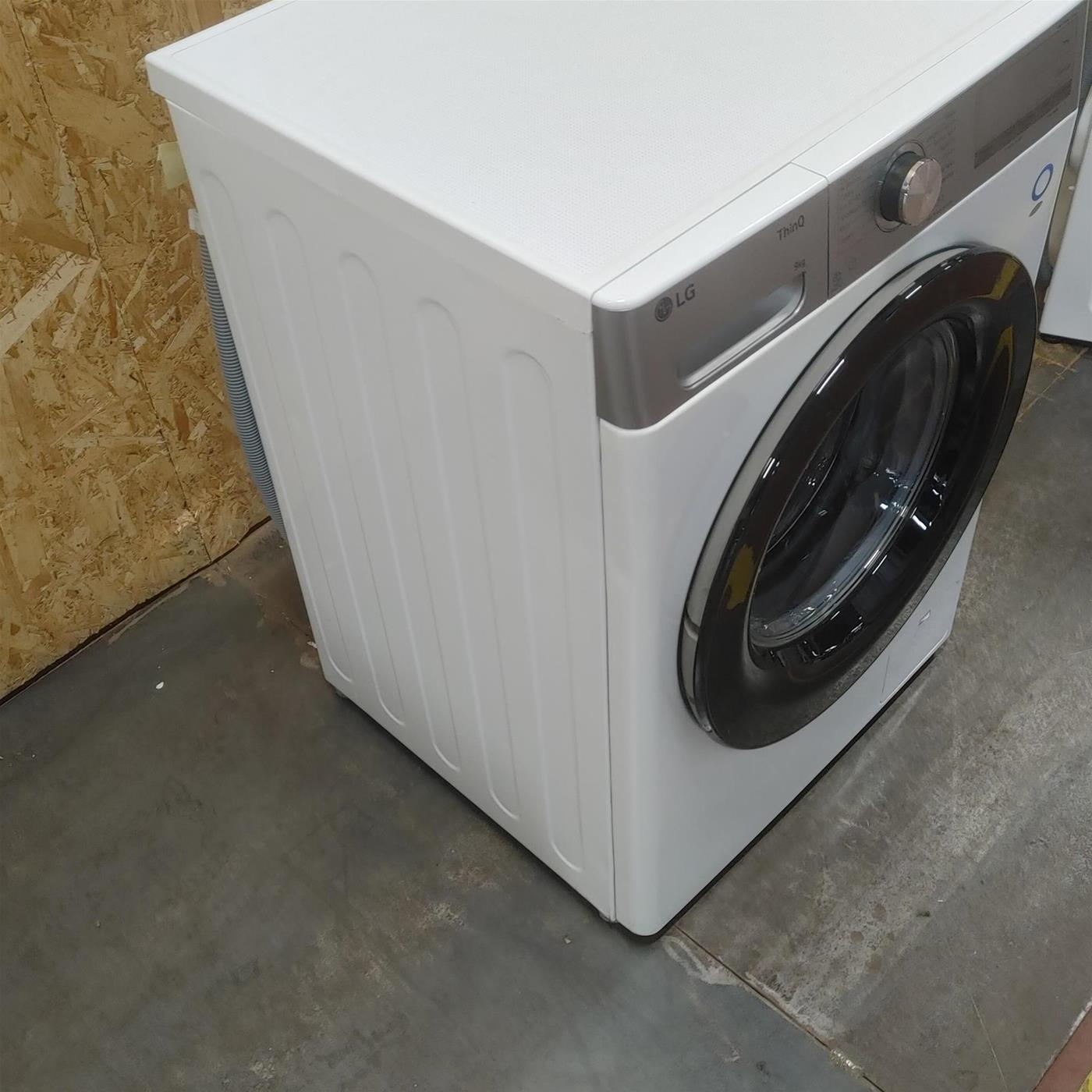 Lavatrice intelligente LG F4R9009TPWC TurboWash, Classe A 9 Kg