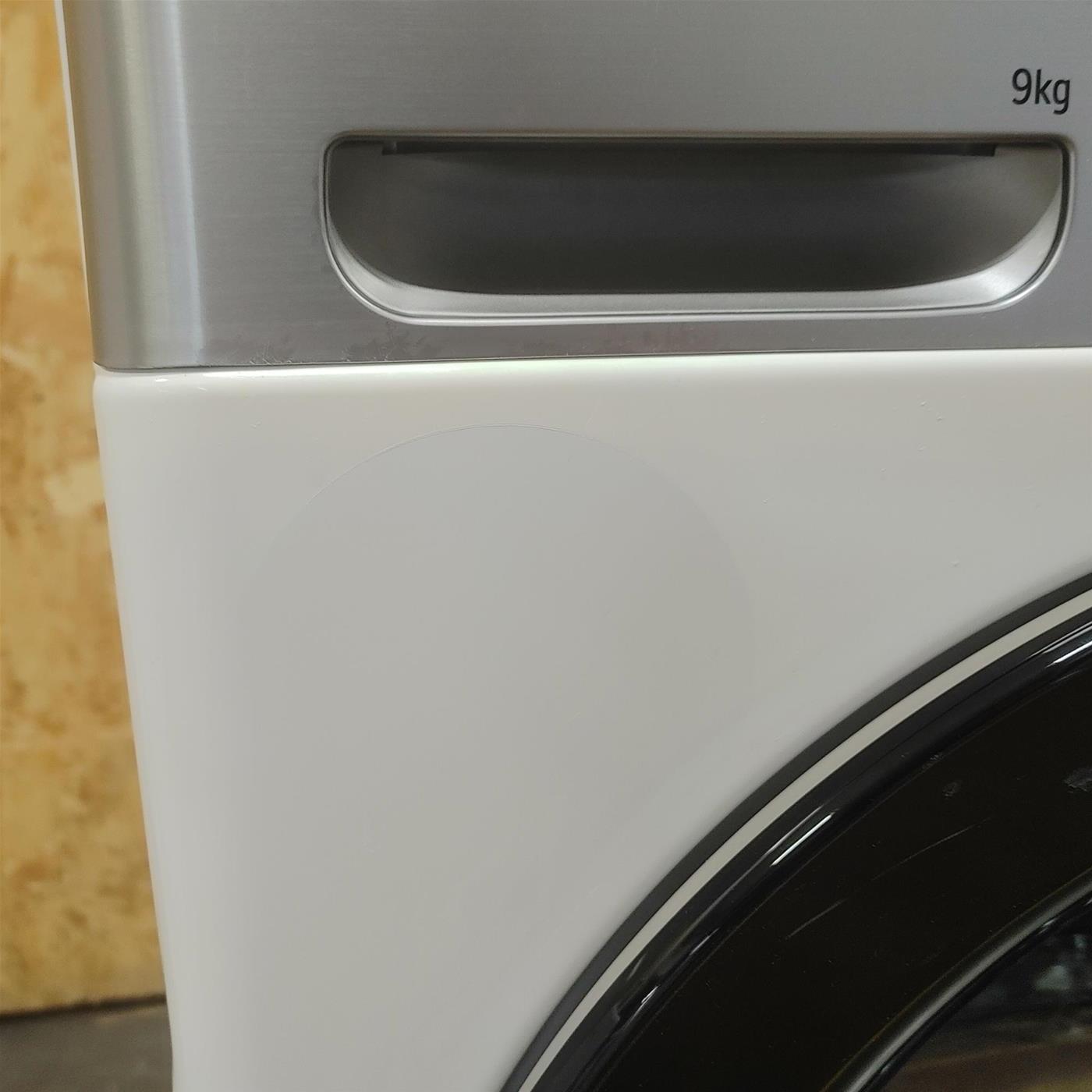 Lavatrice intelligente LG F4R9009TPWC TurboWash, Classe A 9 Kg