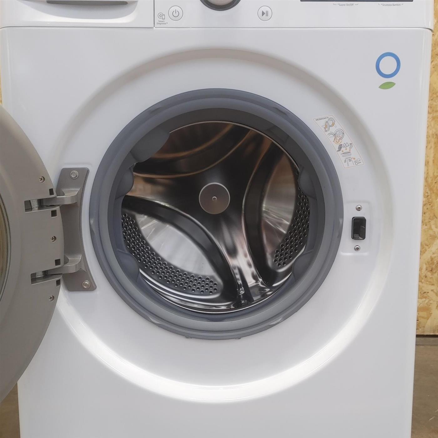 Lavatrice LG F4WR6010AGW 10kg Classe A 1400 giri TurboWash 360