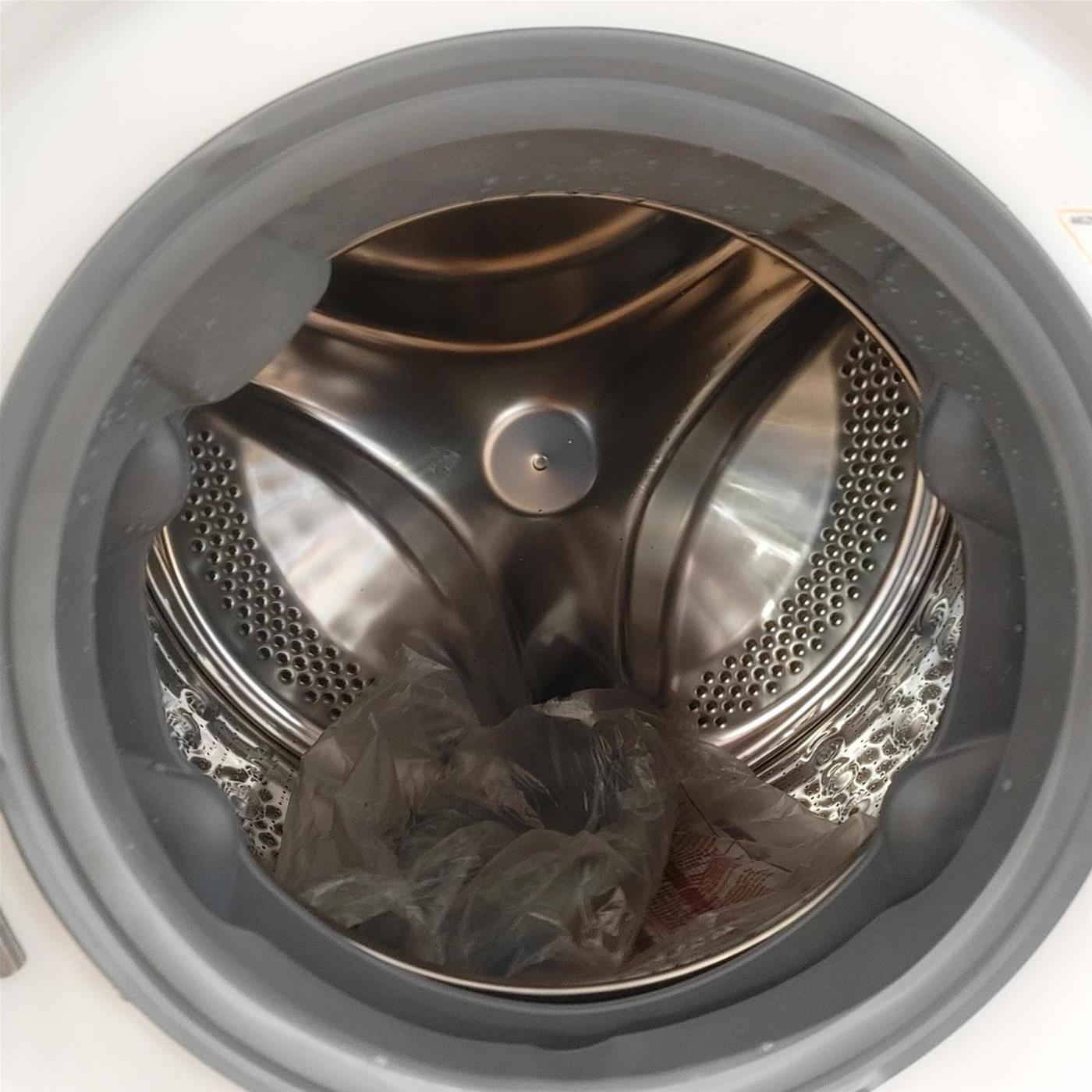 Lavatrice LG F4R3009NSWB Carica frontale 9 kg 1400 Giri/min Bianco