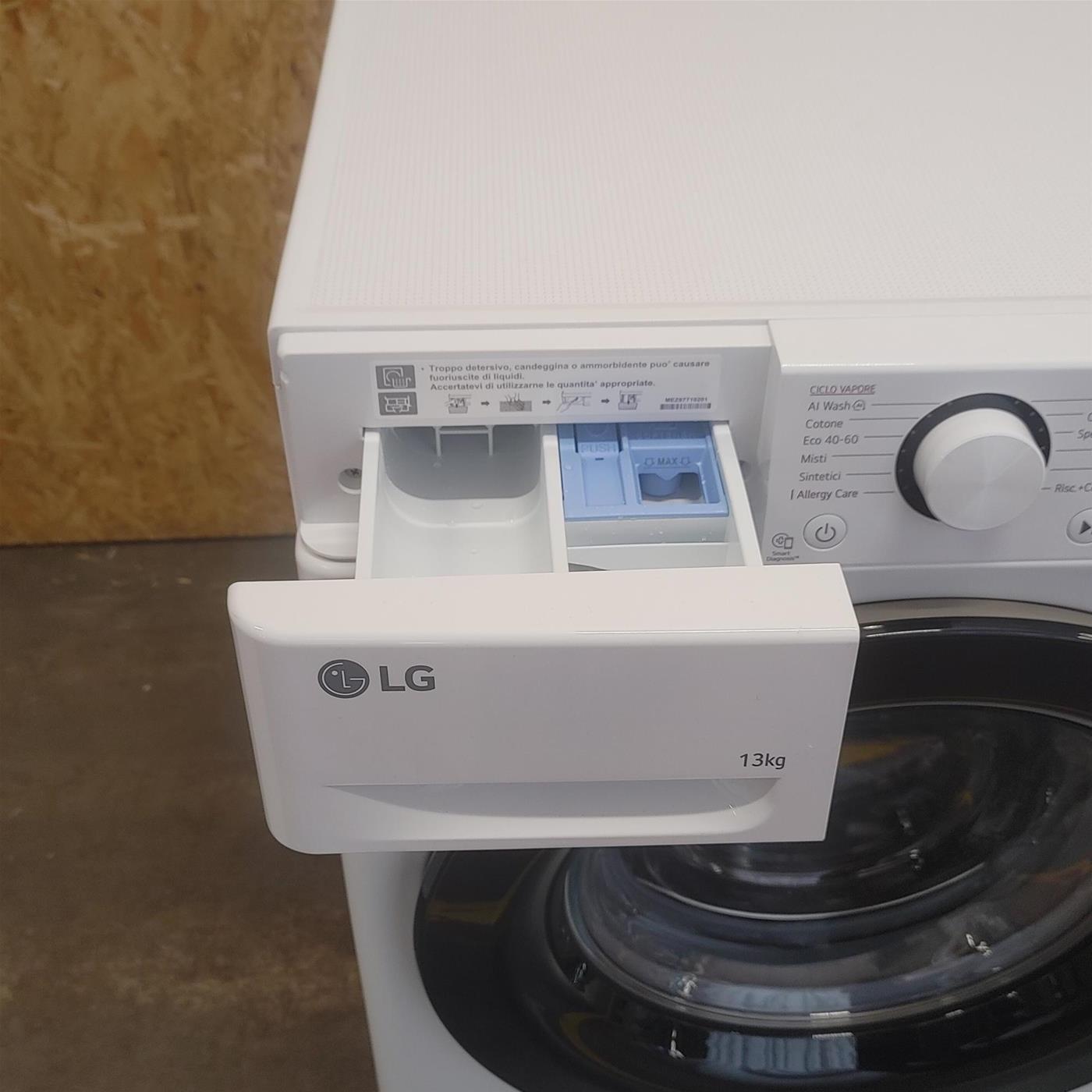 Lavatrice LG F4R3013NSWB 13 kg