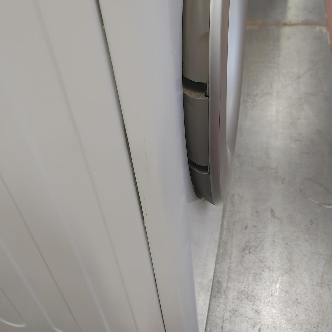 Lavatrice LG F4WV309SAE Carica frontale 9 kg 1400 Giri/min Bianco