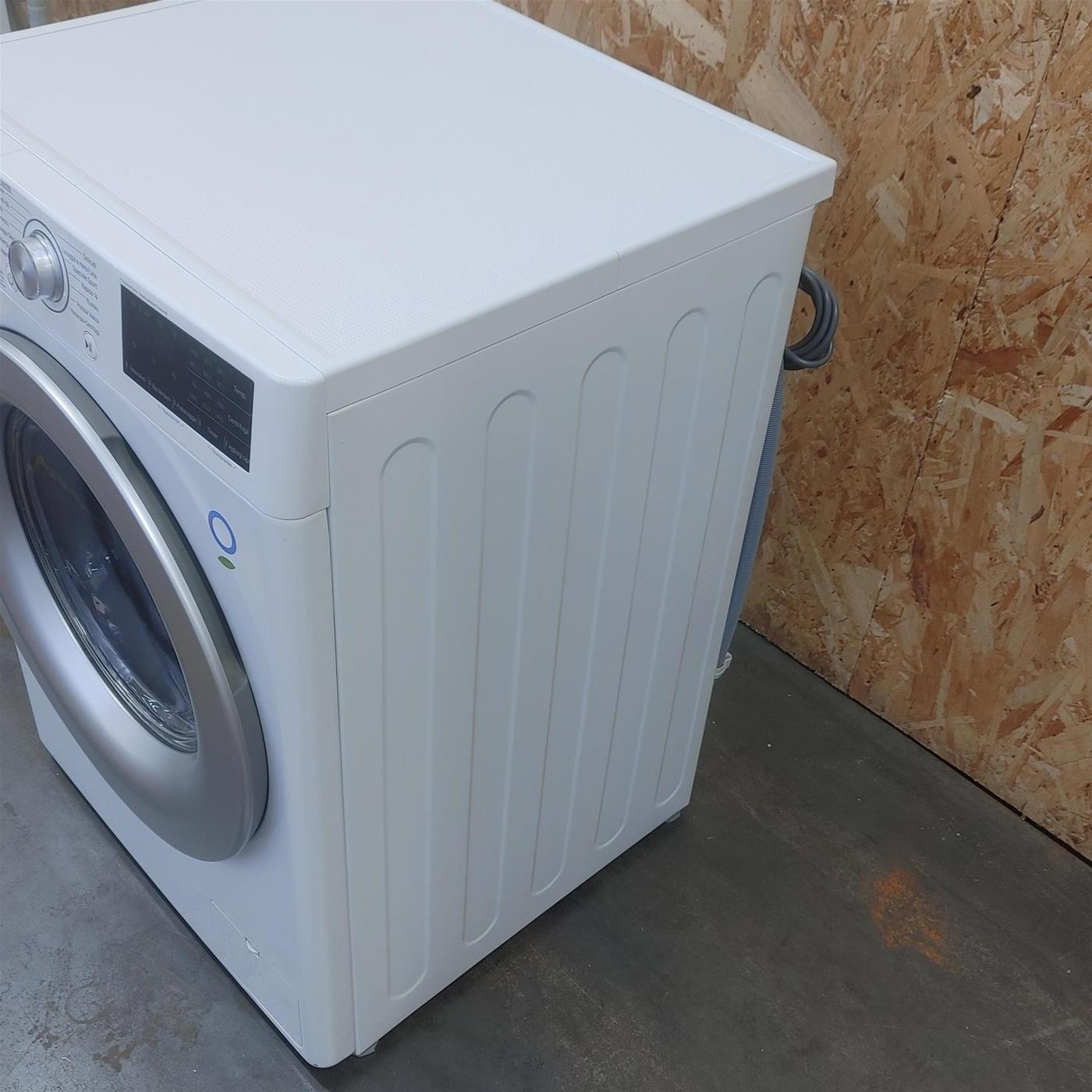 Lavatrice intelligente LG F4WV309S4E 9 Kg