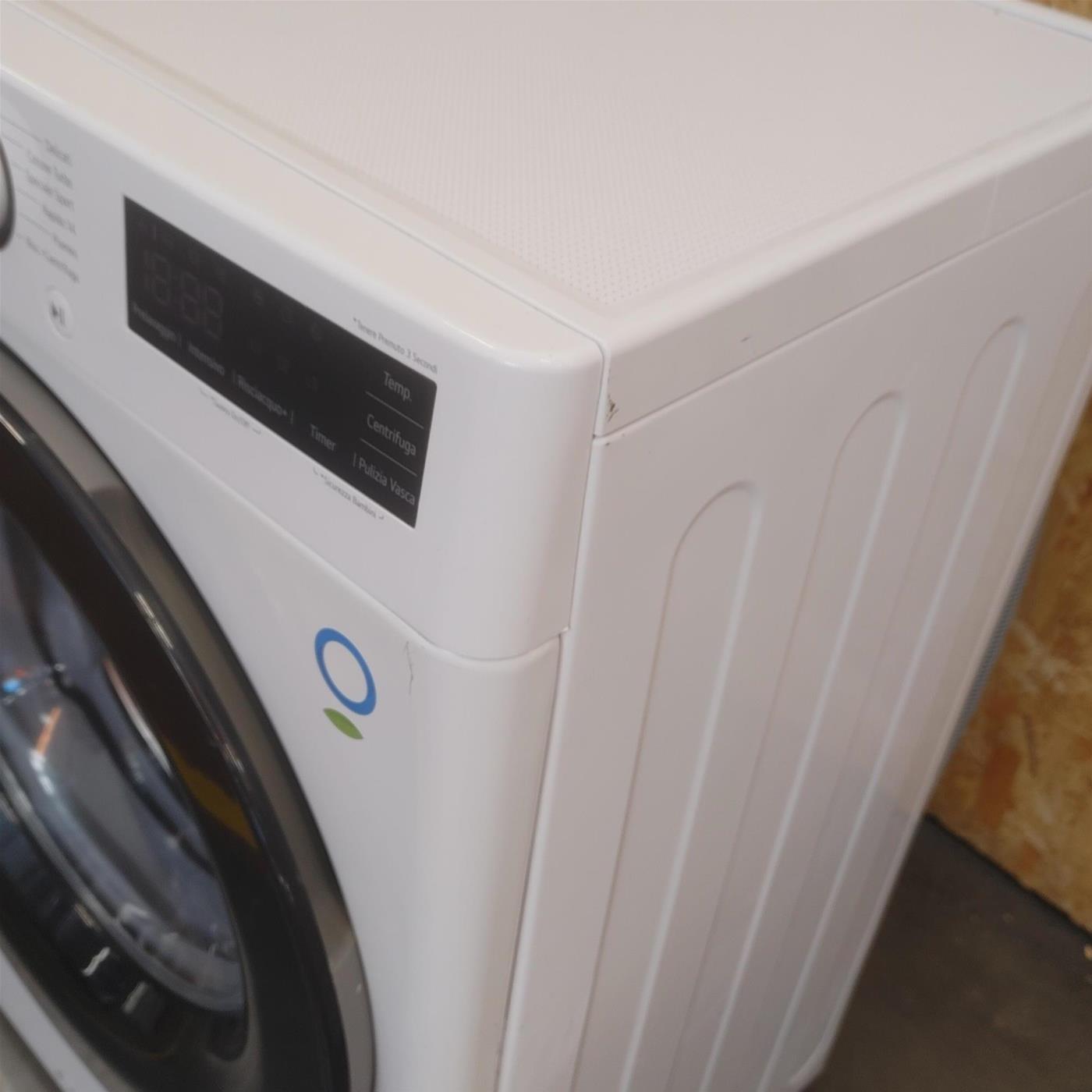 Lavatrice intelligente LG F2R3S09NSWB 9 Kg