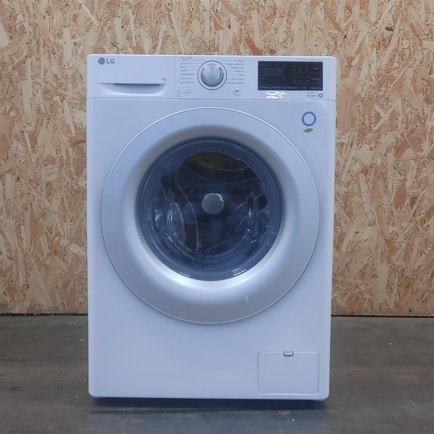 Lavatrice LG F2WV3S7S4E Slim AI DD 7 Kg