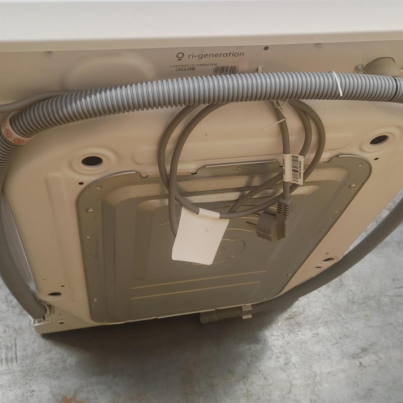 Lavatrice LG F2WV3S7S4E Slim AI DD 7 Kg