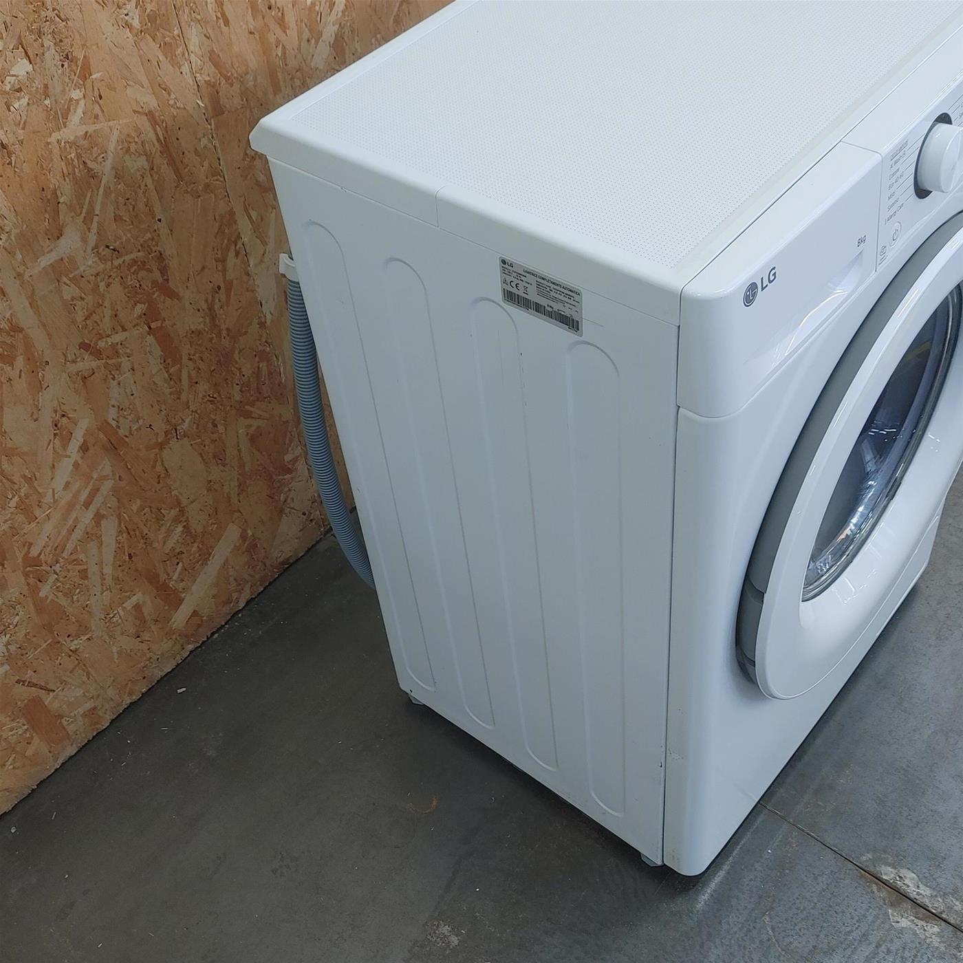 Lavatrice intelligente LG F2R3S08NSWW 8 Kg
