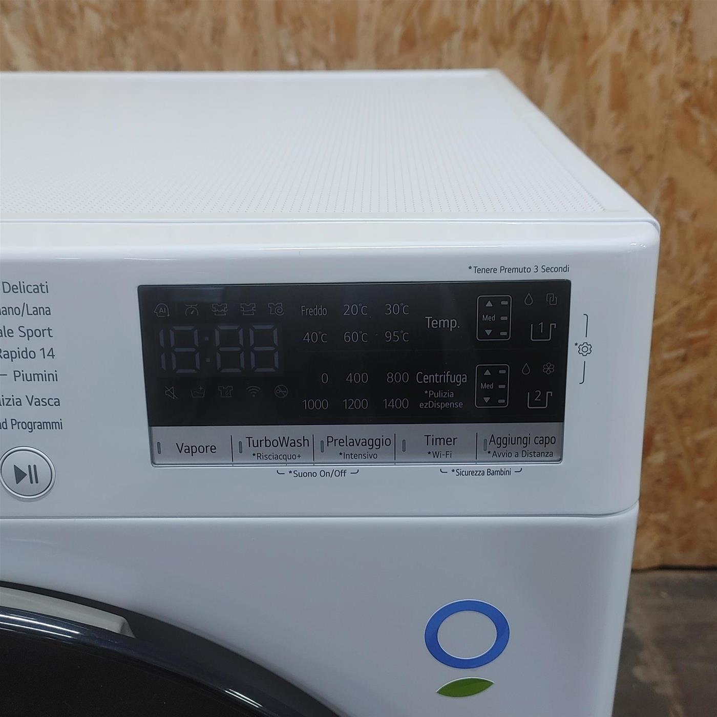Lavatrice LG F4R3509NSWB AI DD Autodosaggio, Wi-Fi 9 Kg