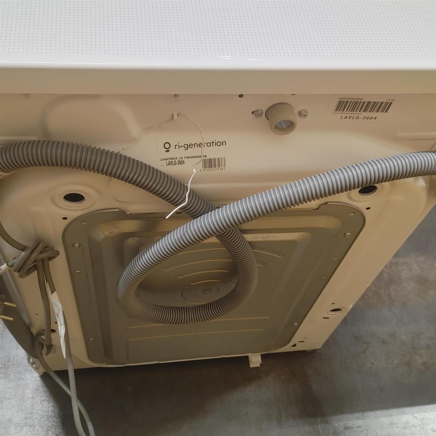 Lavatrice LG F4R3509NSWB AI DD Autodosaggio, Wi-Fi 9 Kg