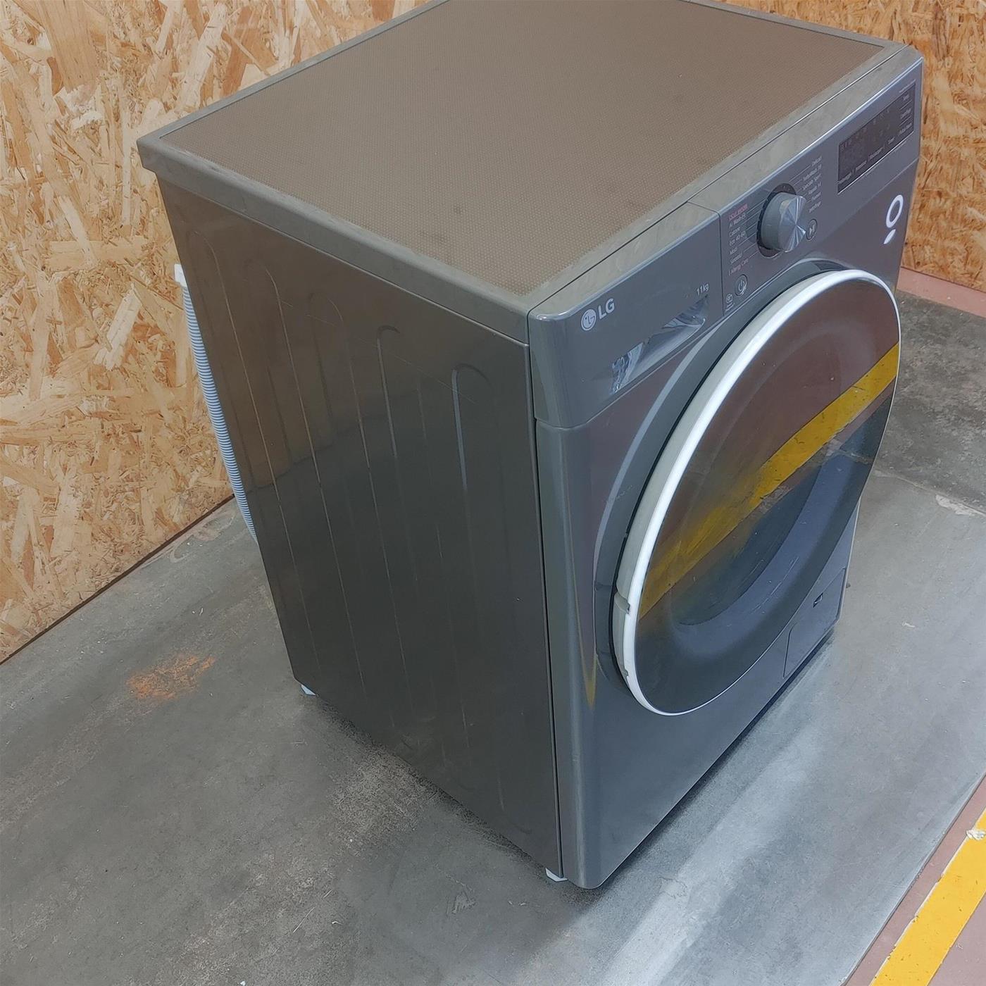 Lavatrice LG F4R5011TSMB Carica frontale 11 kg