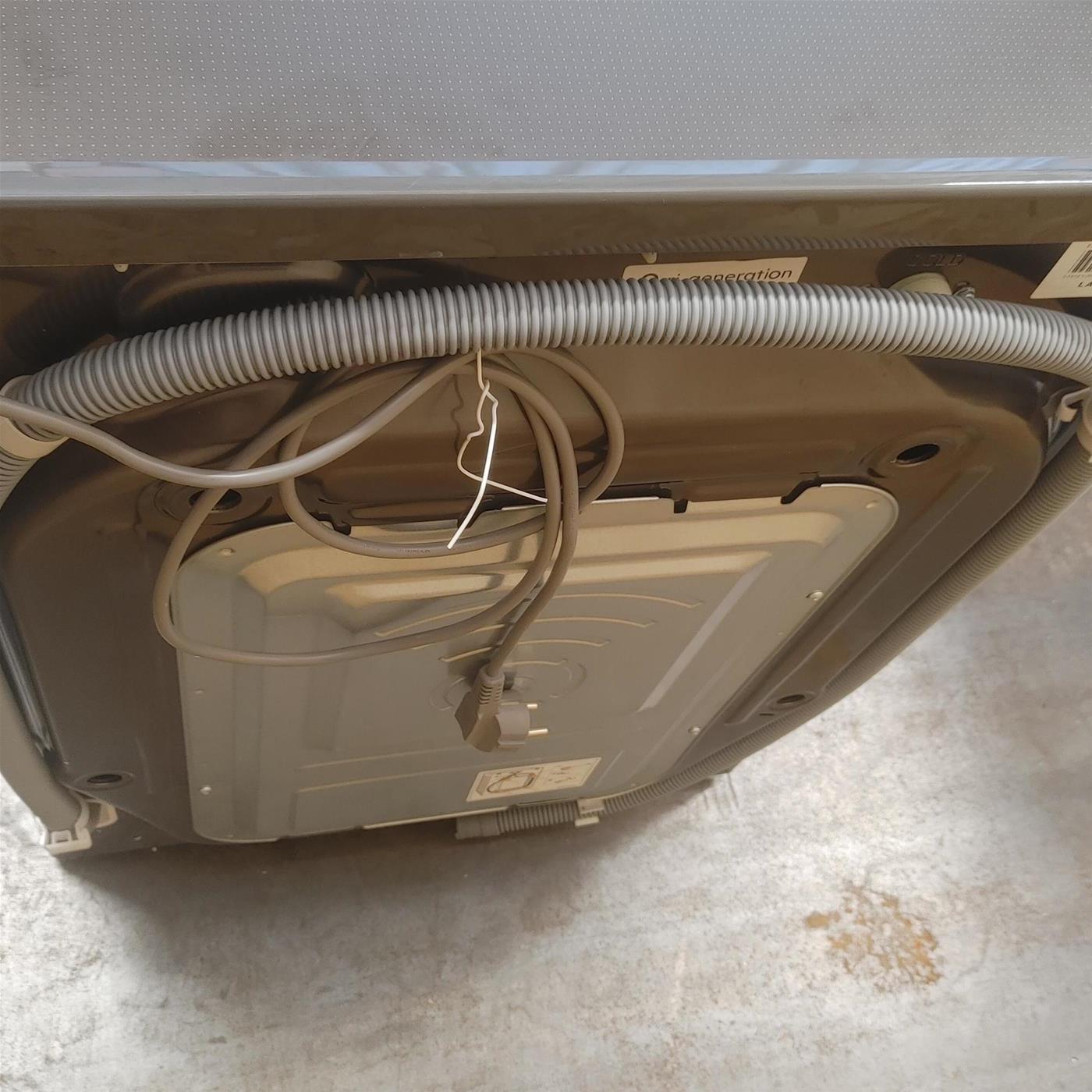 Lavatrice LG F4R5011TSMB Carica frontale 11 kg