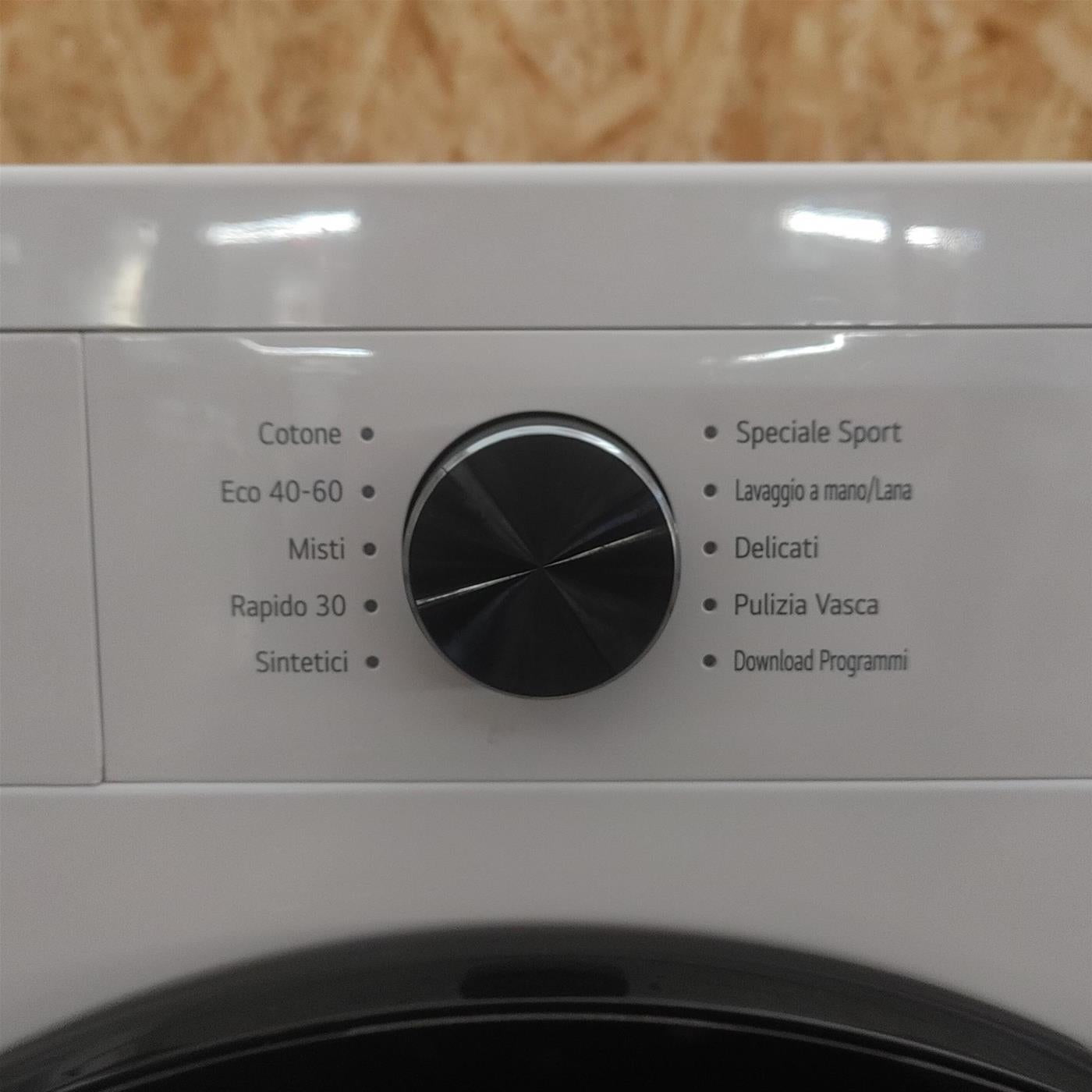 Lavatrice smart LG F4NX1009NWB Classe A 9 Kg