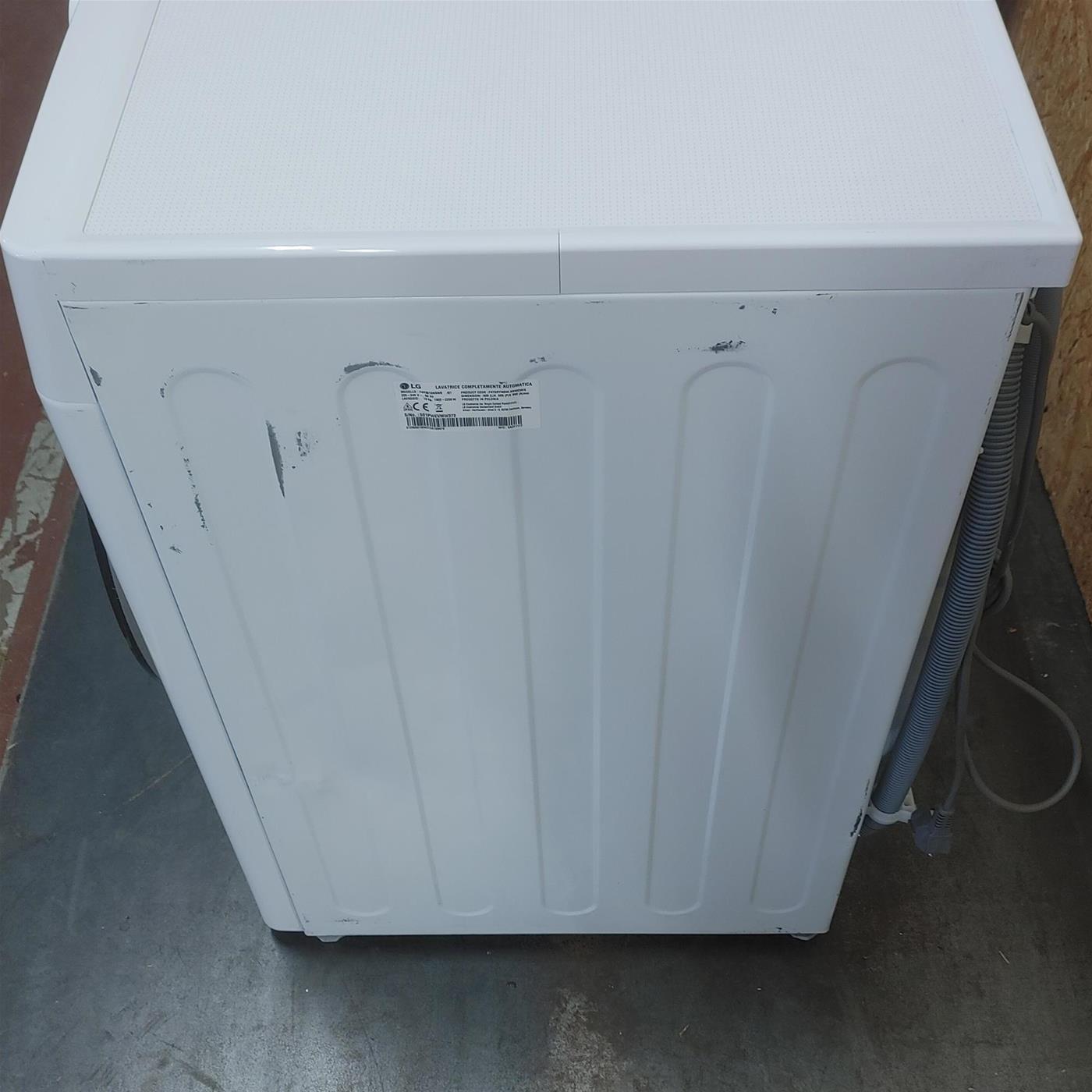 Lavatrice intelligente LG F4R3010NSWB AI DD, Lavaggio a vapore 10 Kg