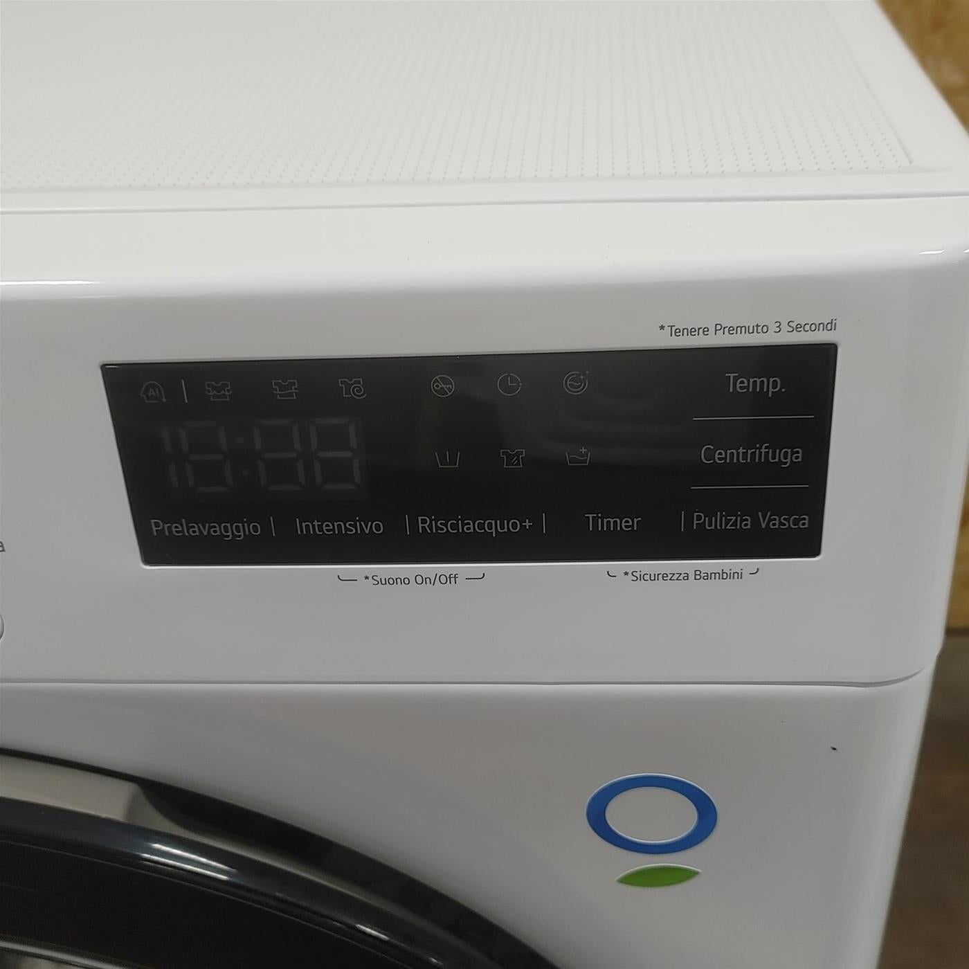 Lavatrice LG F2R3S08NSWB AI DD, Vapore, AI Wash 8 Kg