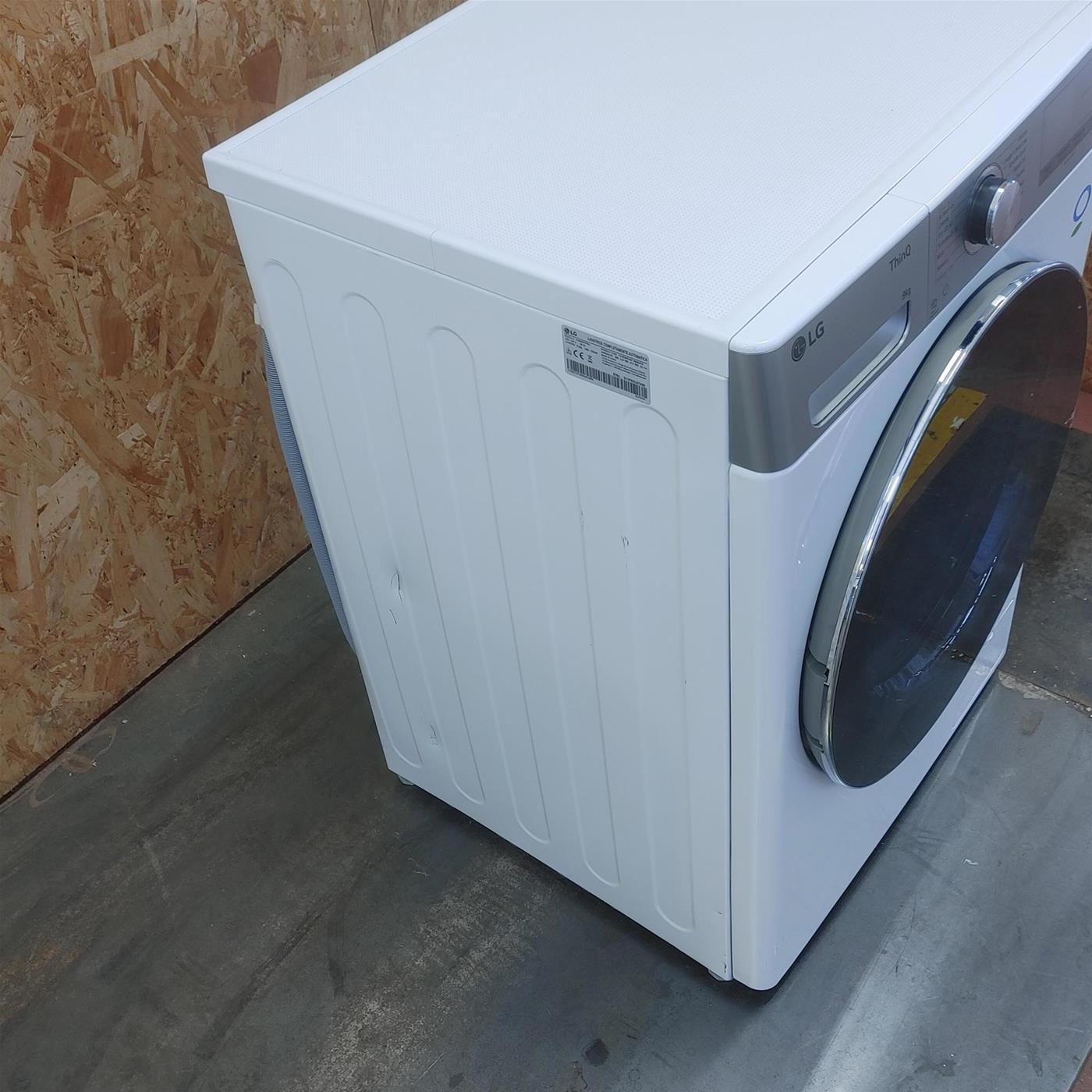 Lavatrice intelligente LG F4R9009TPWC AI DD 9 Kg