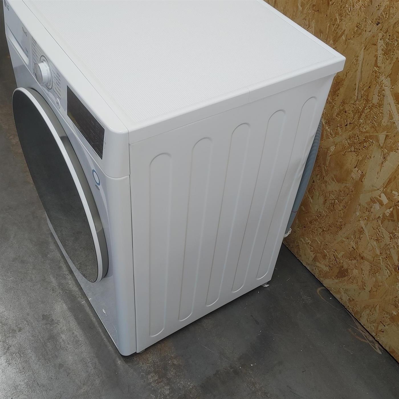 Lavatrice LG F4R3710NSWW 10kg AI DD Autodosaggio Wi-Fi