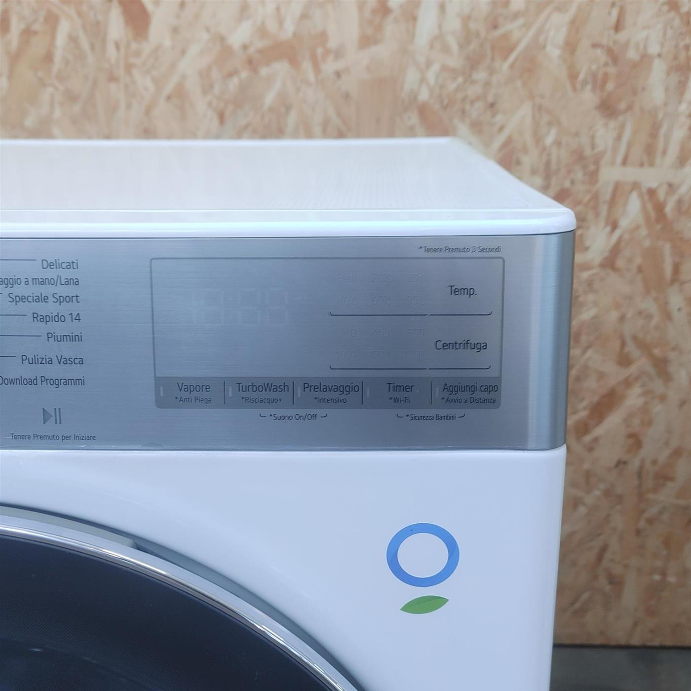 Lavatrice LG F4R9009TPWC 9 Kg AI DD TurboWash, Vapore