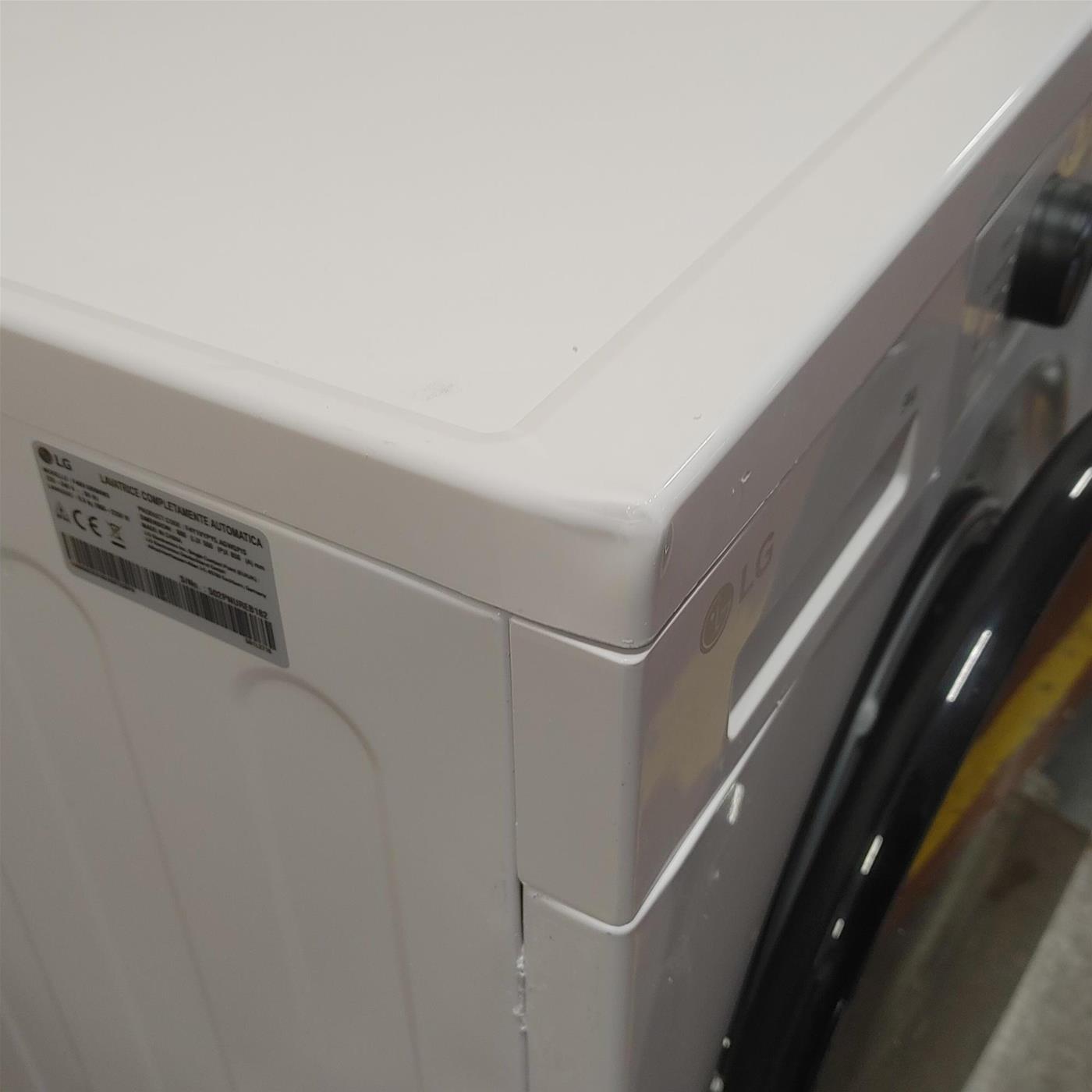 Lavatrice smart LG F4NX1009NWB Classe A 9 Kg