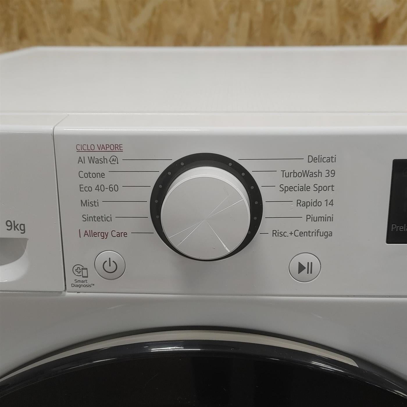 Lavatrice intelligente LG F4R5009TSWW 9 Kg