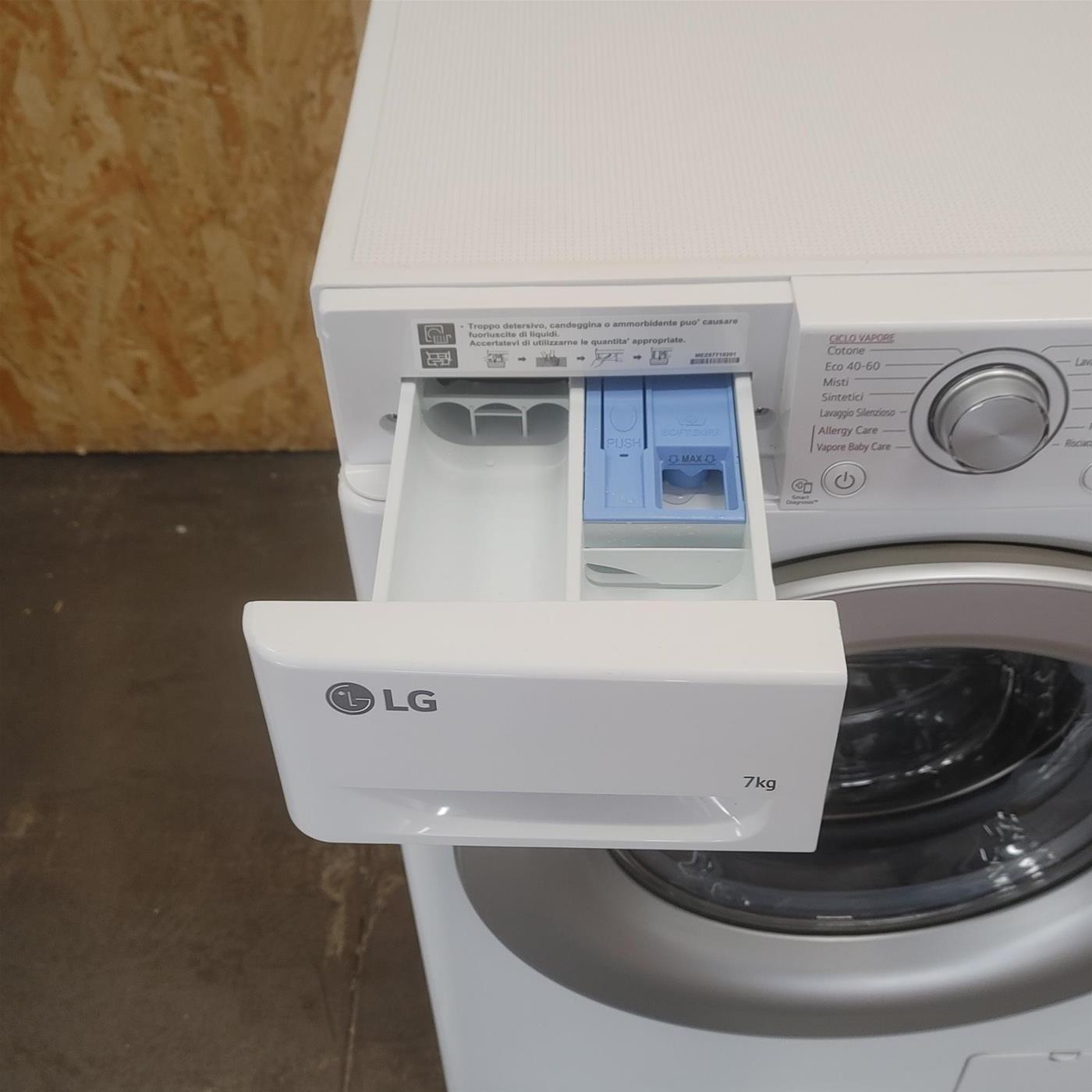 Lavatrice intelligente LG F2WV3S7S4E Slim 7 Kg