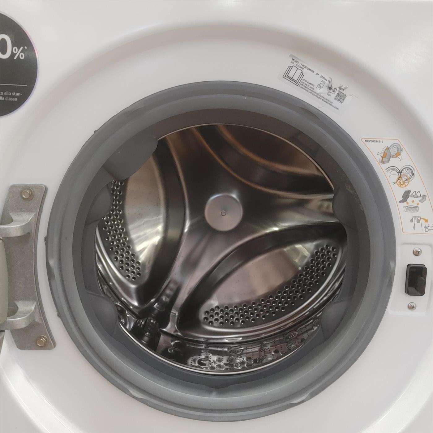 Lavatrice intelligente LG F4R3010NSWB Classe A 10 Kg