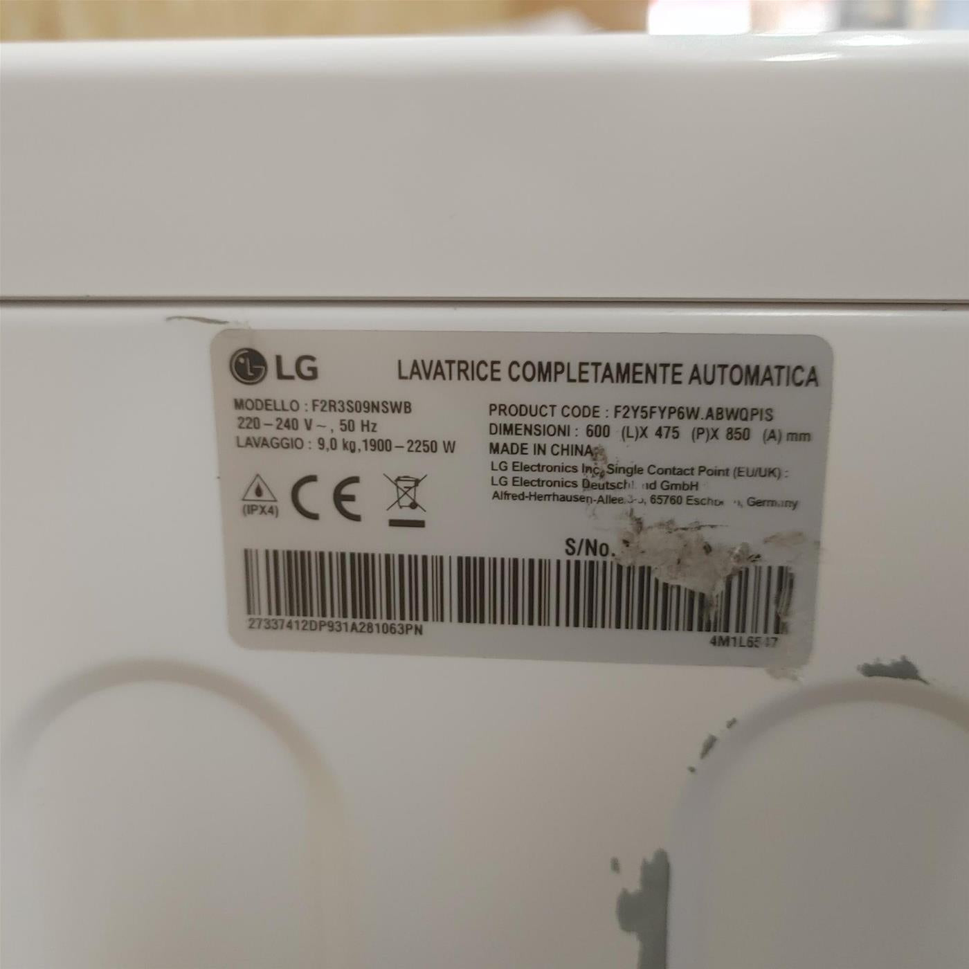 Lavatrice intelligente LG F2R3S09NSWB Classe A 9 Kg