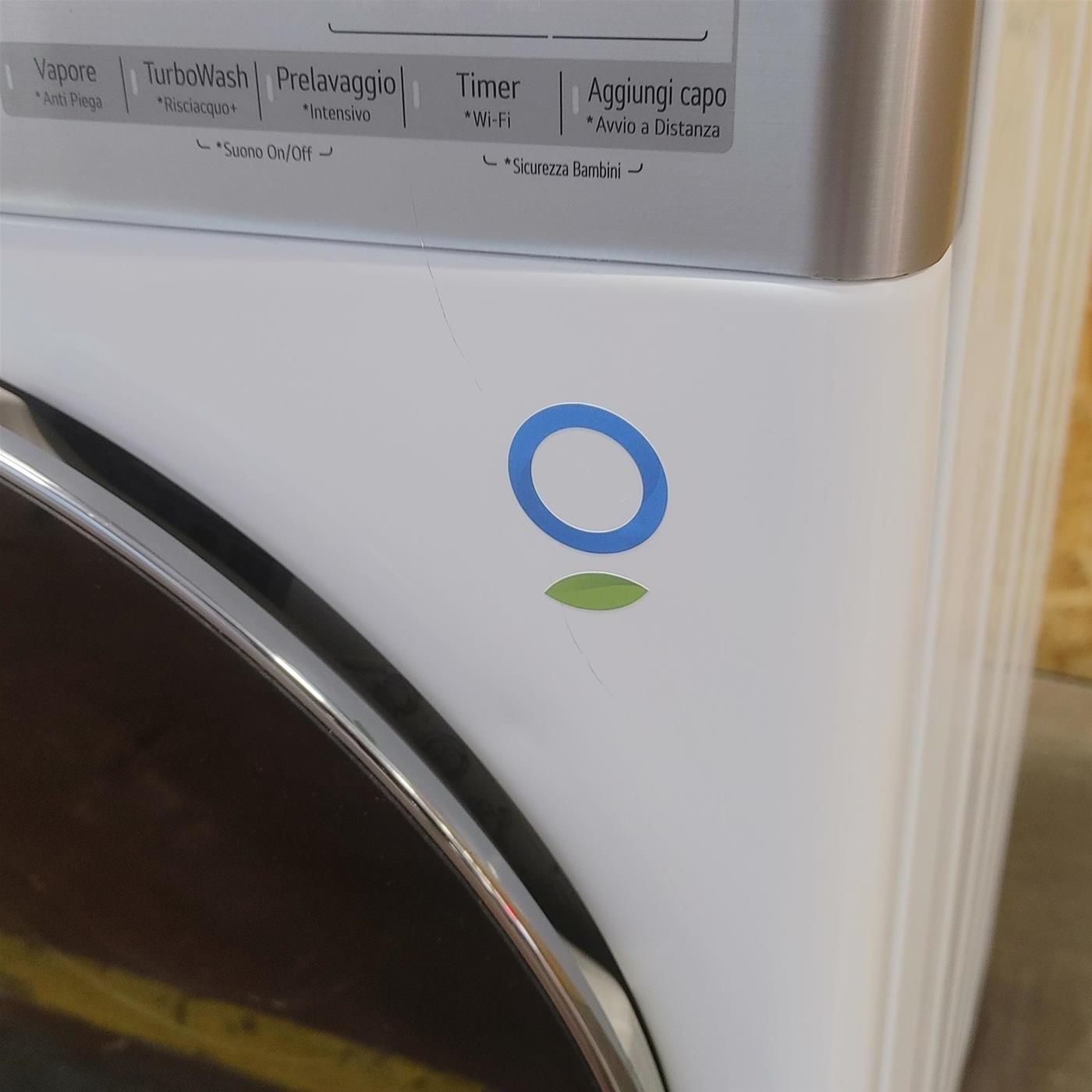 Lavatrice intelligente LG F4R9009TPWC Classe A 9 Kg